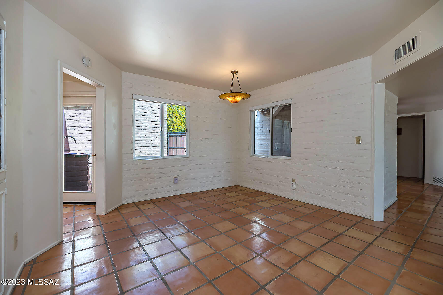 Posada Real Townhomes (1-16) - Residential