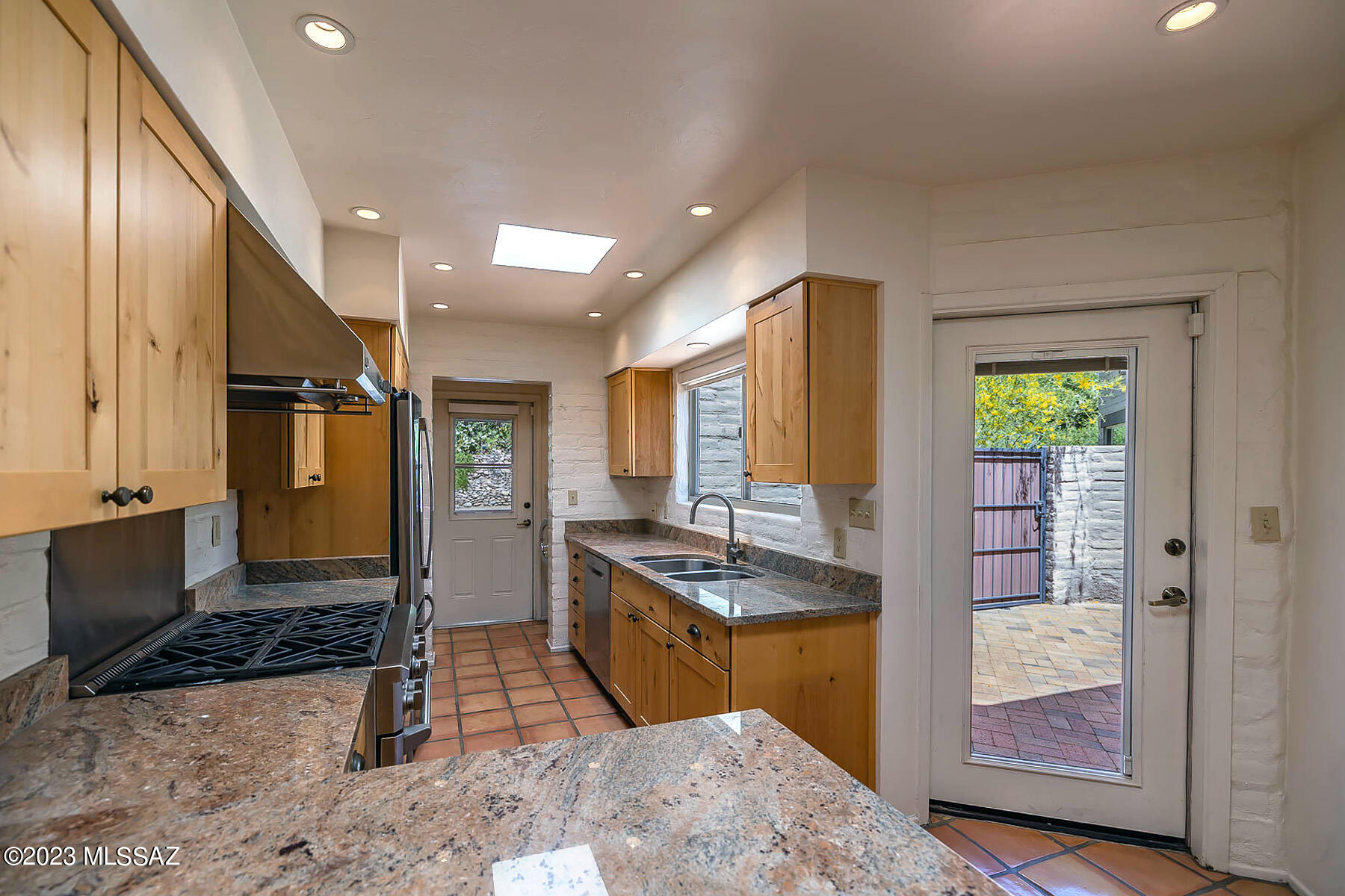 Posada Real Townhomes (1-16) - Residential