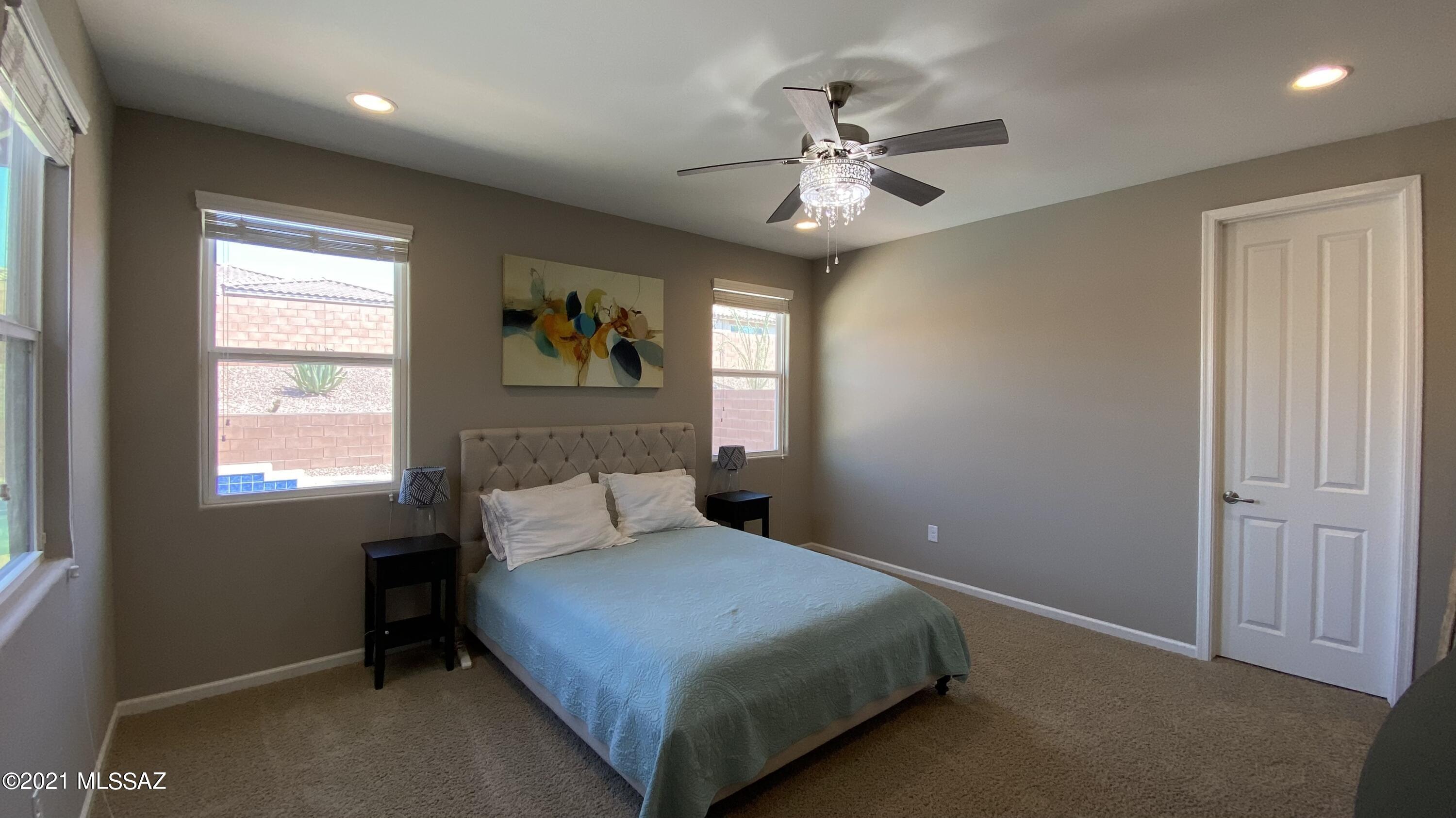 Golden Barrel Place At Dove Mountain SQ20141710079 - Residential