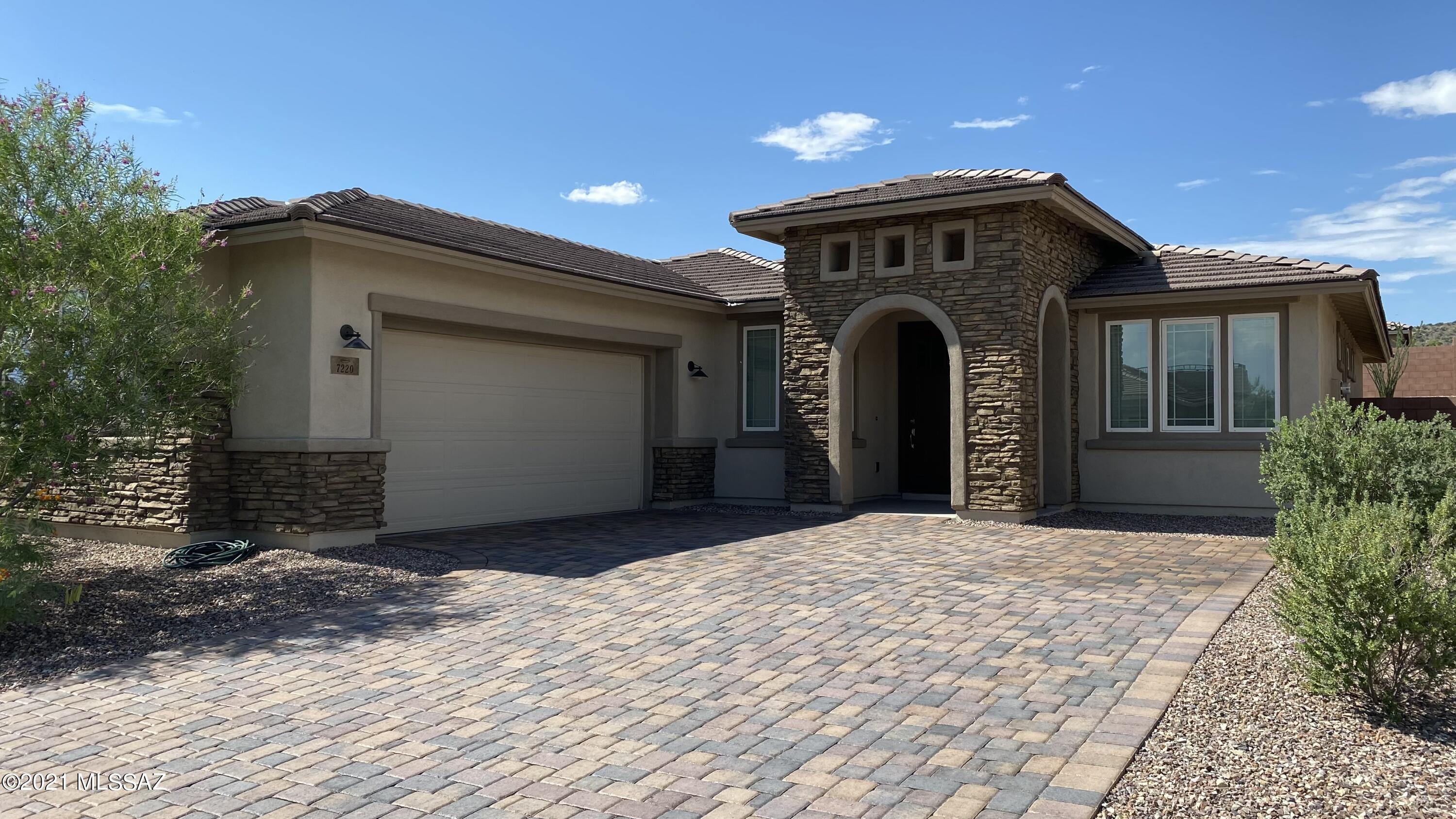 Golden Barrel Place At Dove Mountain SQ20141710079 - Residential