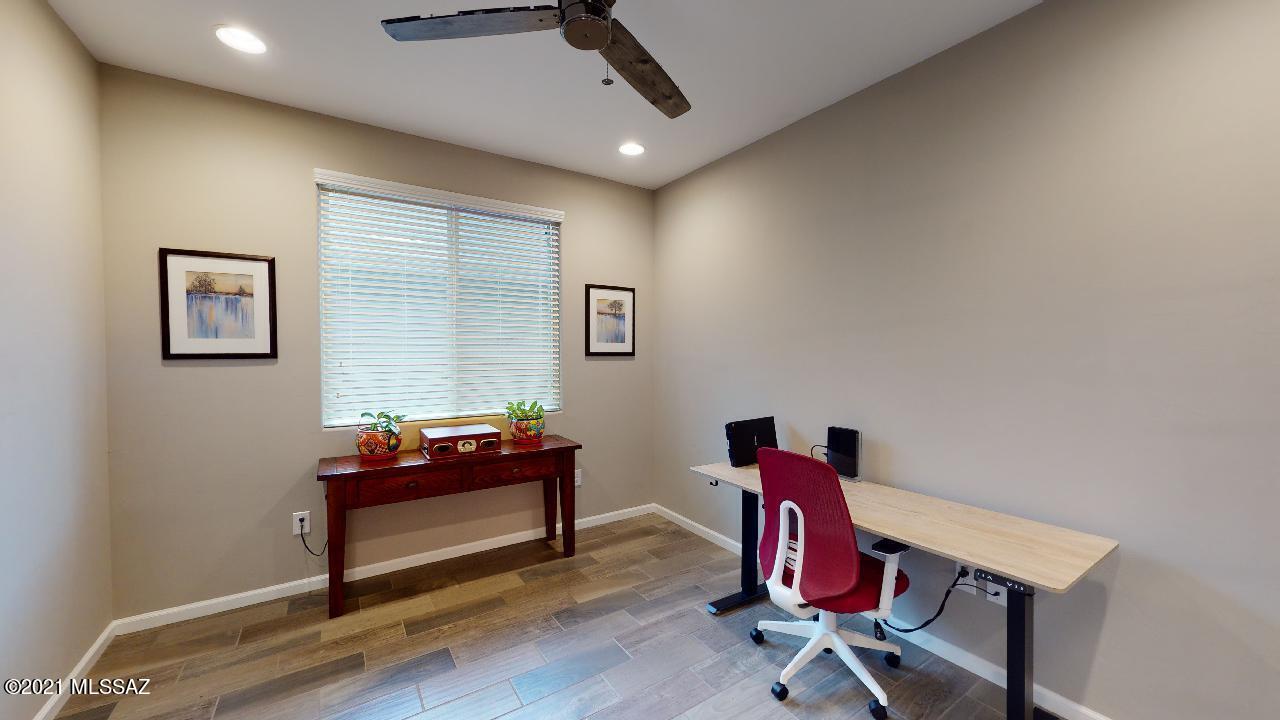 Golden Barrel Place At Dove Mountain SQ20141710079 - Residential