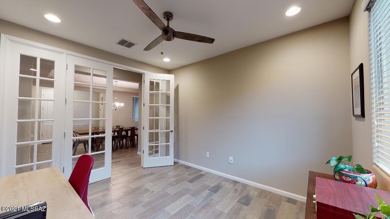 Golden Barrel Place At Dove Mountain SQ20141710079 - Residential