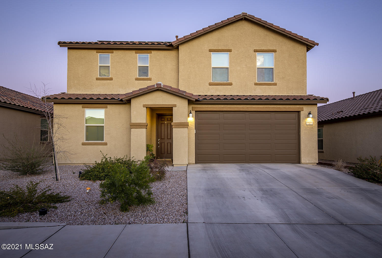 Beautiful 2 yr old new KB home in Northwest Tucson.  Stylish giant cook's kitchen, big foyer, this house has the best floor-plan! TURNKEY 5 bedroom with one guest room downstairs and a full bath, it's perfect for multi-generational living.  Master suite and 3 guest rooms upstairs with loft, additional living room or all-purpose room up there too!  Laundry is upstairs. Pusch Ridge is gorgeous from here at sunset and the back yard is a giant space waiting for you to put your touch on it.  Home has leased Solar and Buyer must qualify to assume the solar lease. This GREATLY reduces your electric bill!  See floor plan in documents tab. Buyer must qualify separately for the Solar Lease.
Current monthly payment is $155.  It will max out
at $205 per month.  Credits back monthly, no TEP fees billed!
Currently the property owner has a balance of 39k with 1.5% interest on the Solar lease.