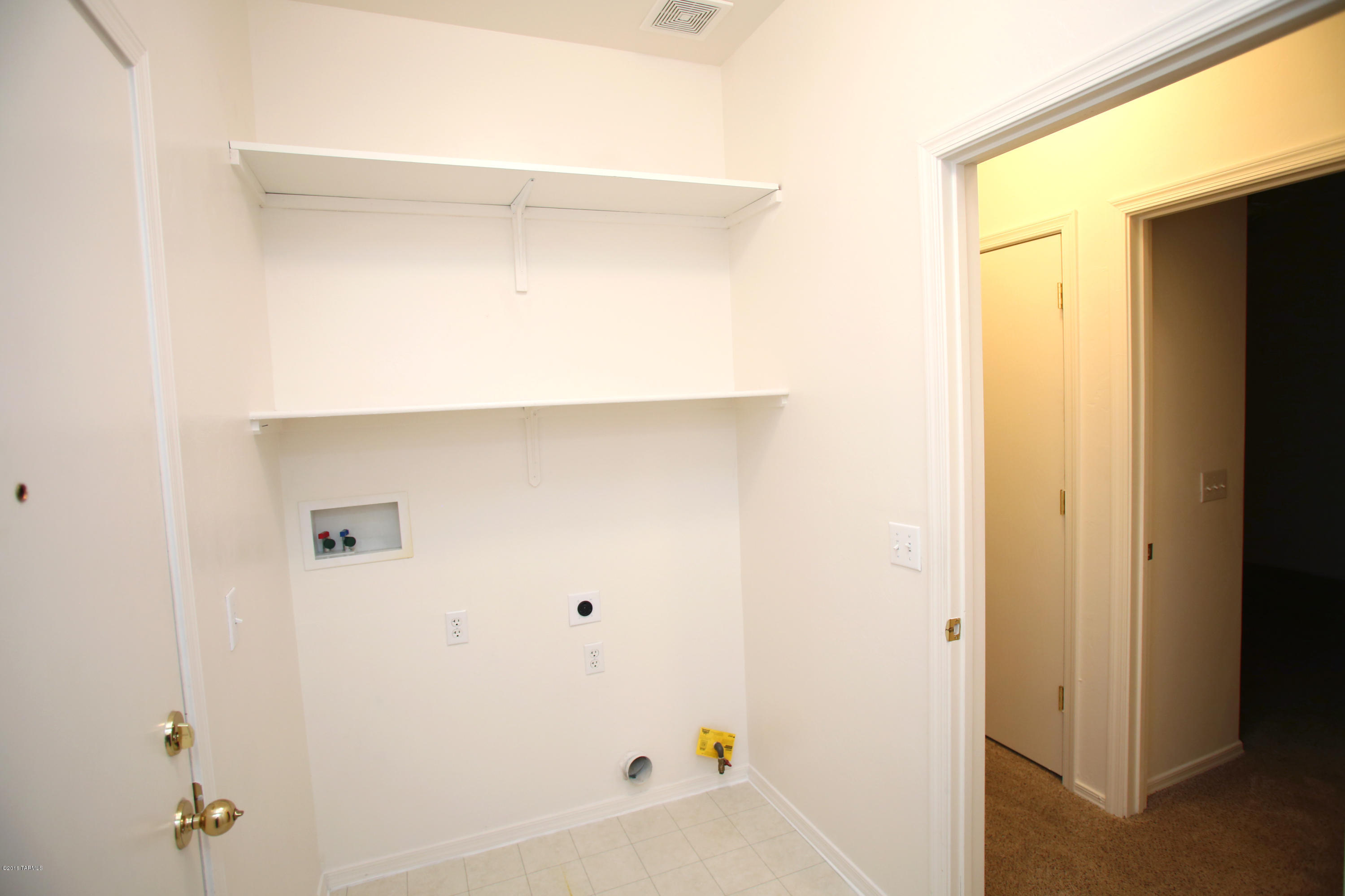 Valencia Place (1-100) - Residential