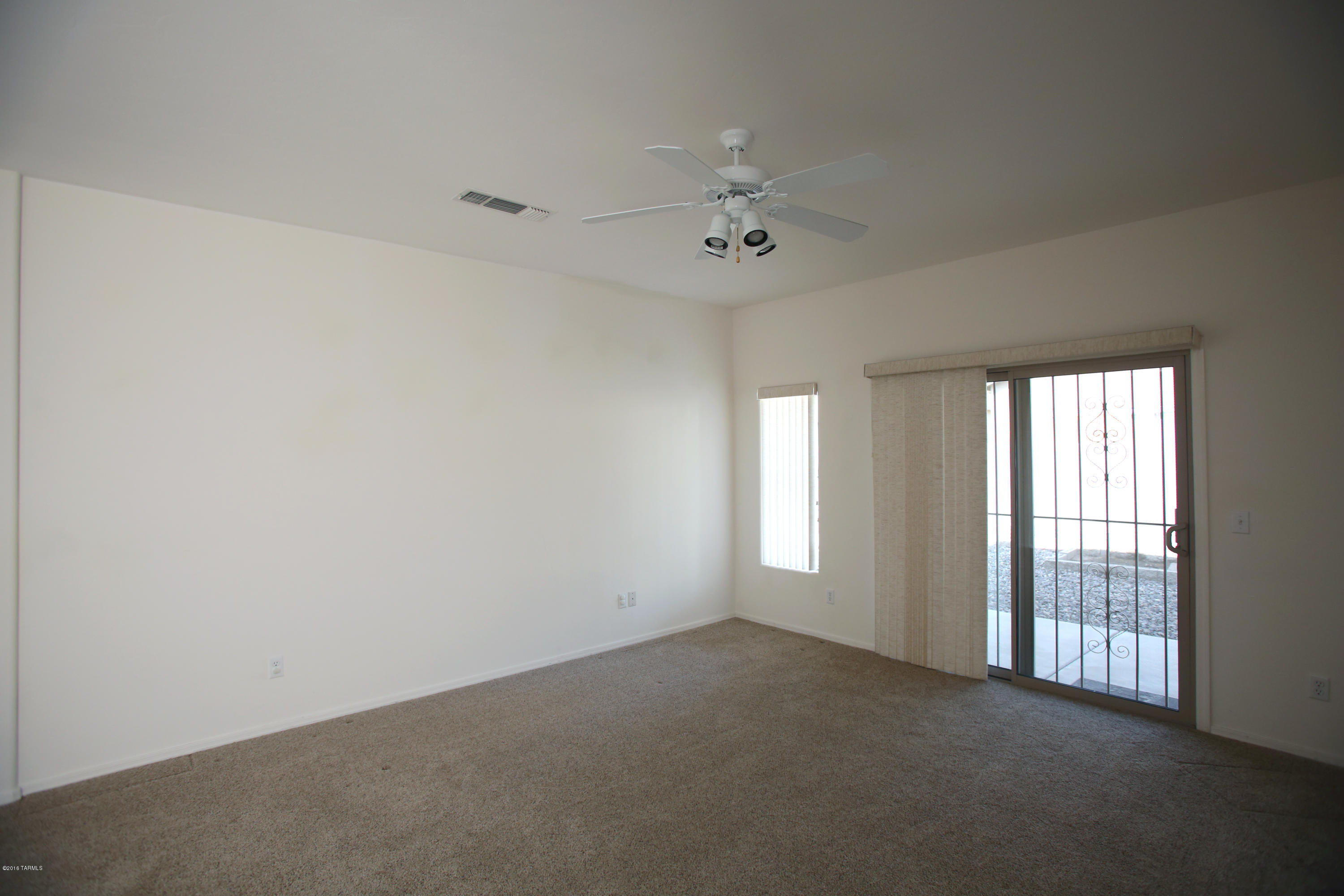 Valencia Place (1-100) - Residential