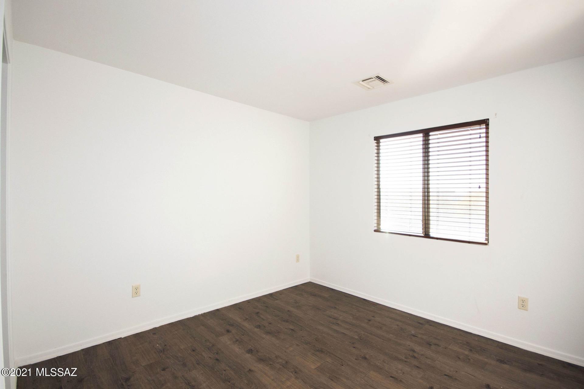 Valencia Reserve (1-326) - Residential