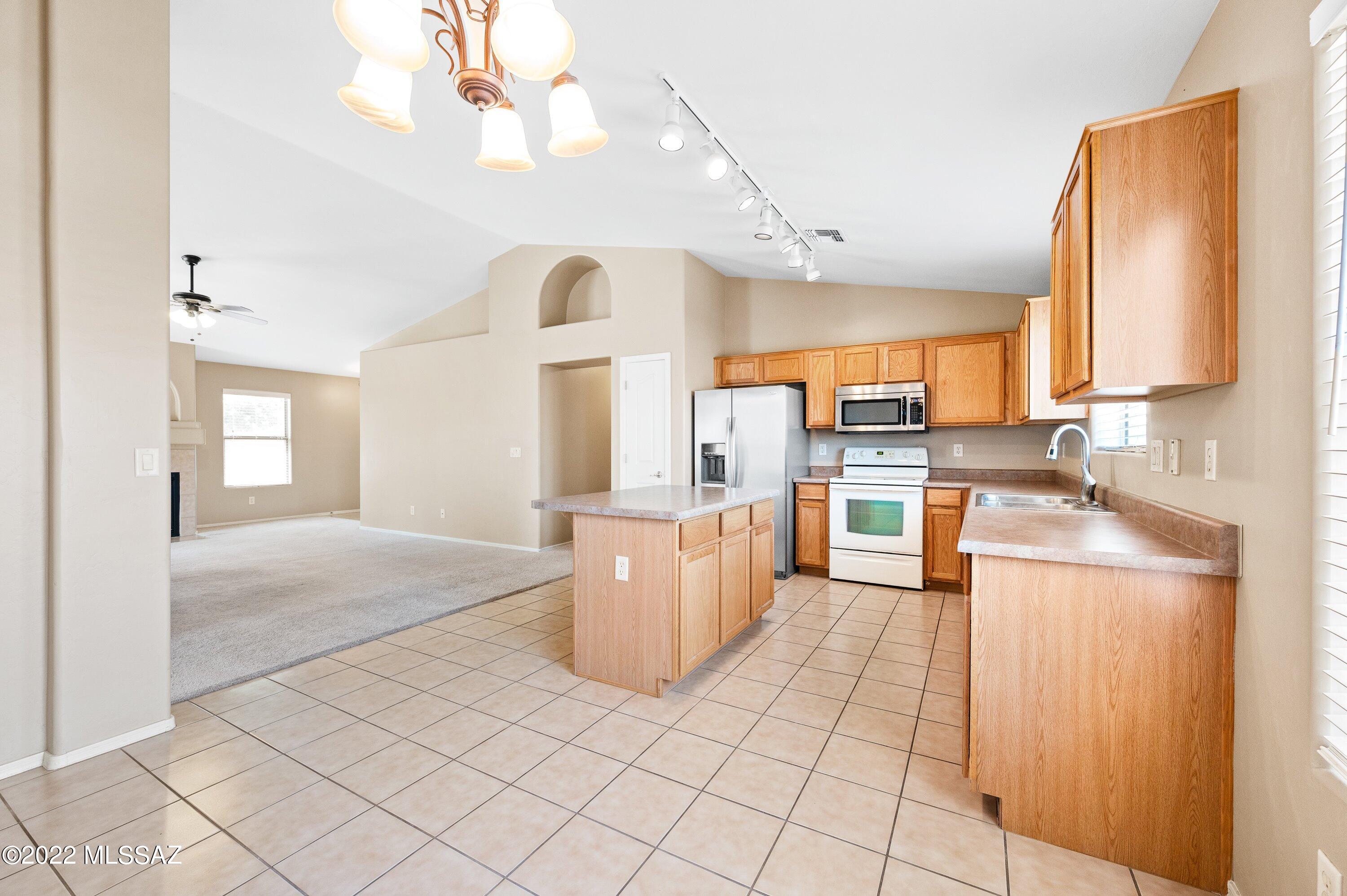 Rancho Del Lago (608-1030) - Residential