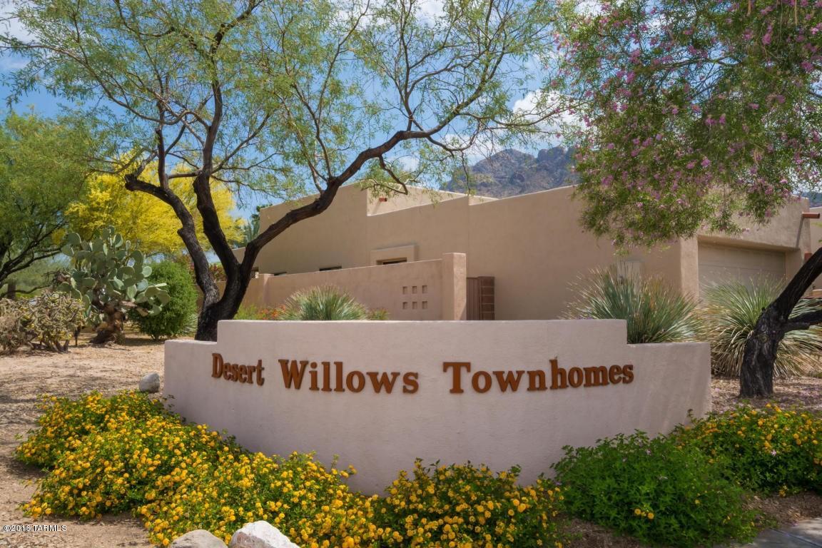 Another great “never before offered” Desert Willows townhome now available.  Close to community pool.