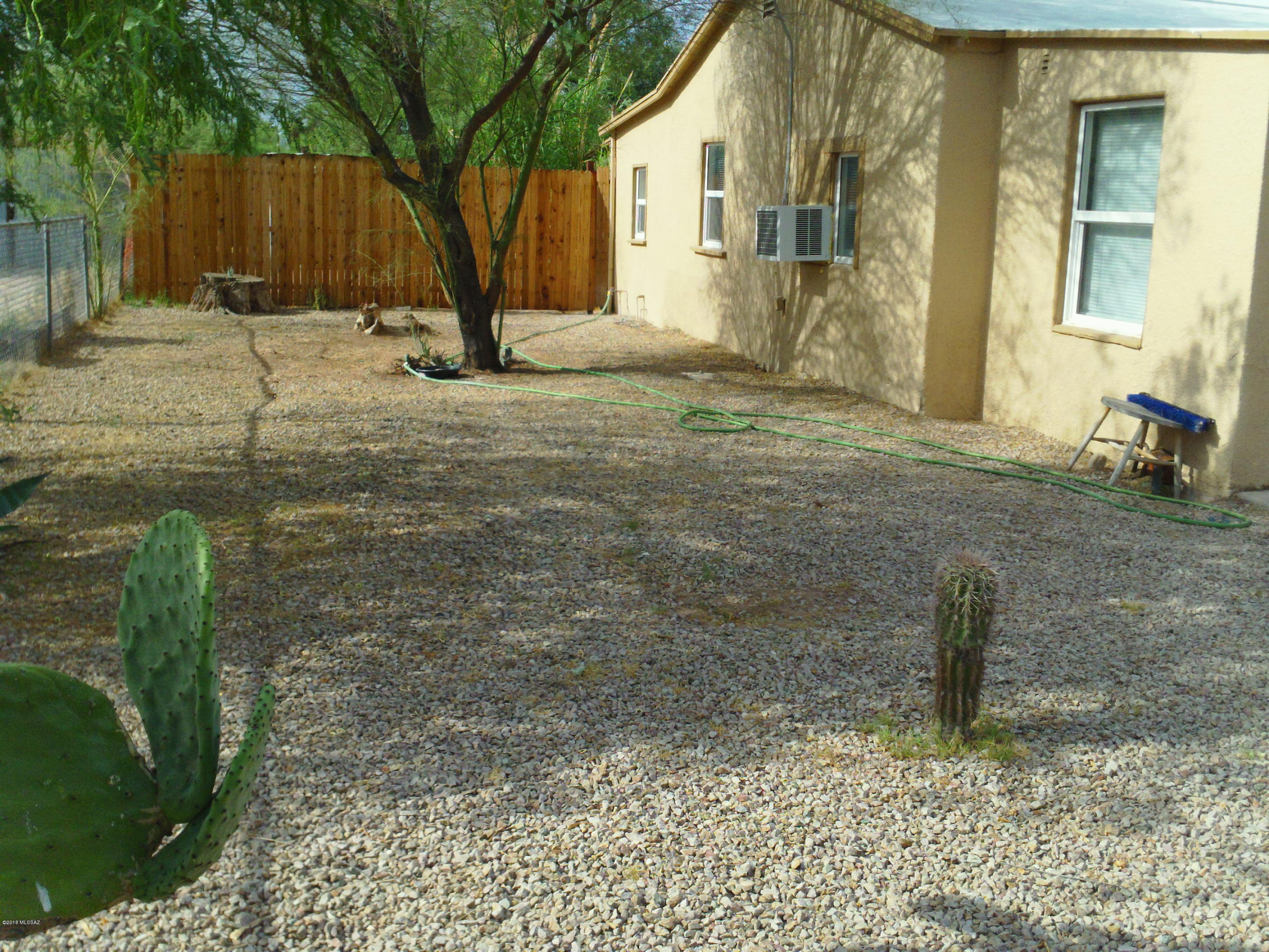 Unsubdivided - Residential Lease