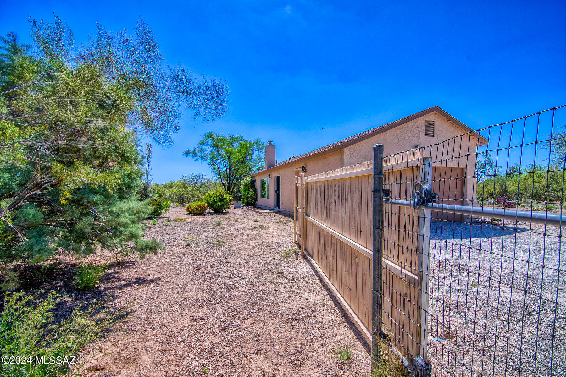 New Tucson Unit NO. 23 (140-261) - Residential