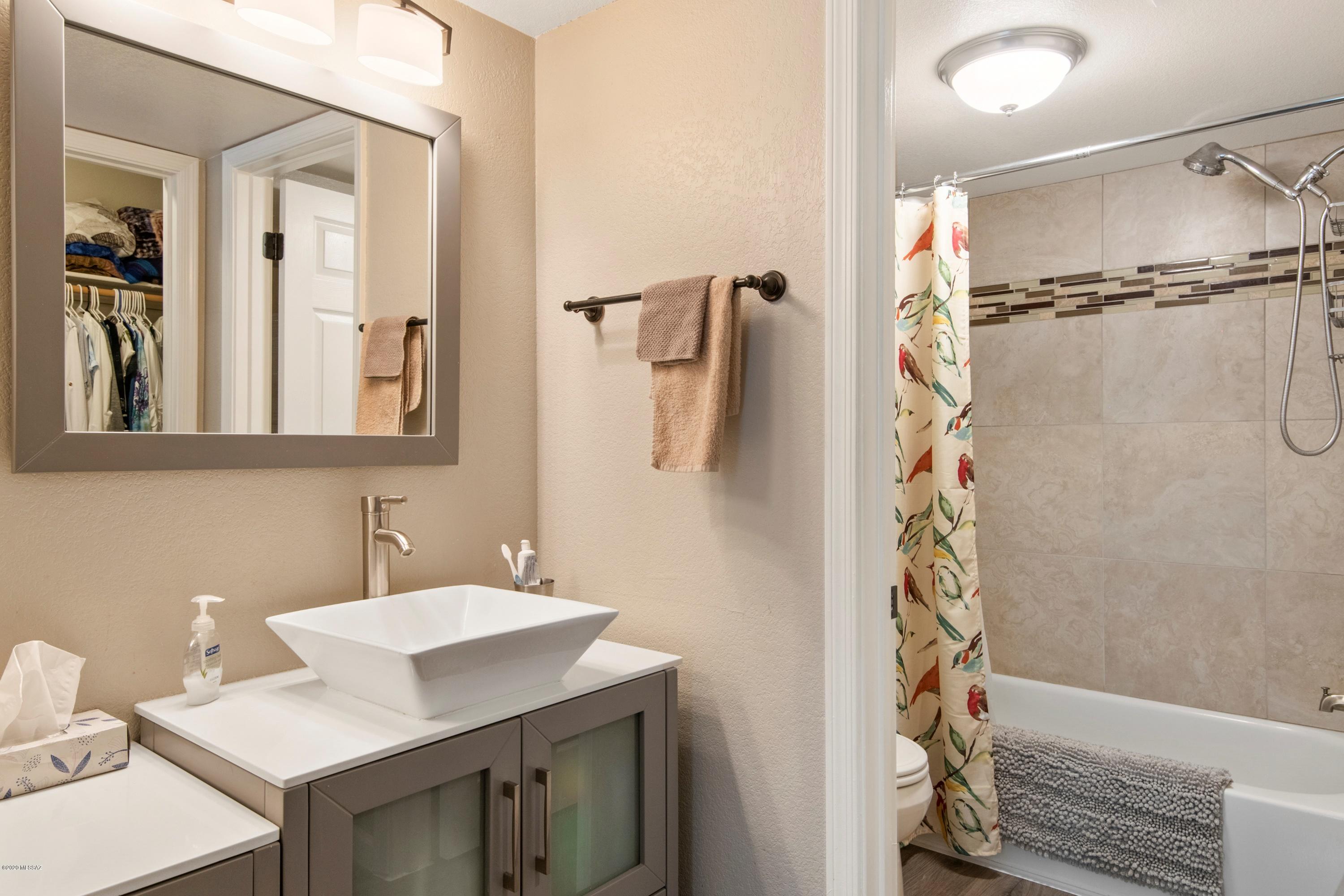 Villas at Sabino Canyon Condominiums - Residential