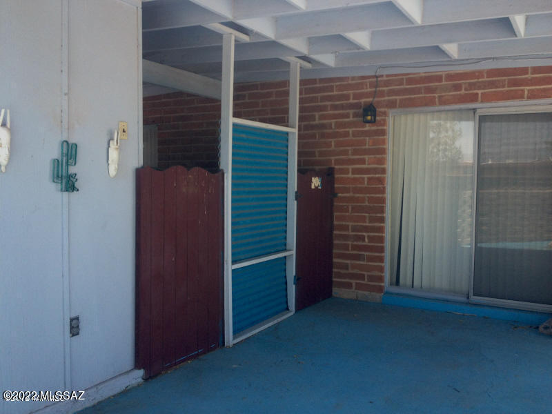 Tierra Del Sol (1-2) - Residential Lease