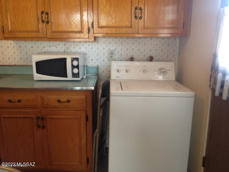 Tierra Del Sol (1-2) - Residential Lease