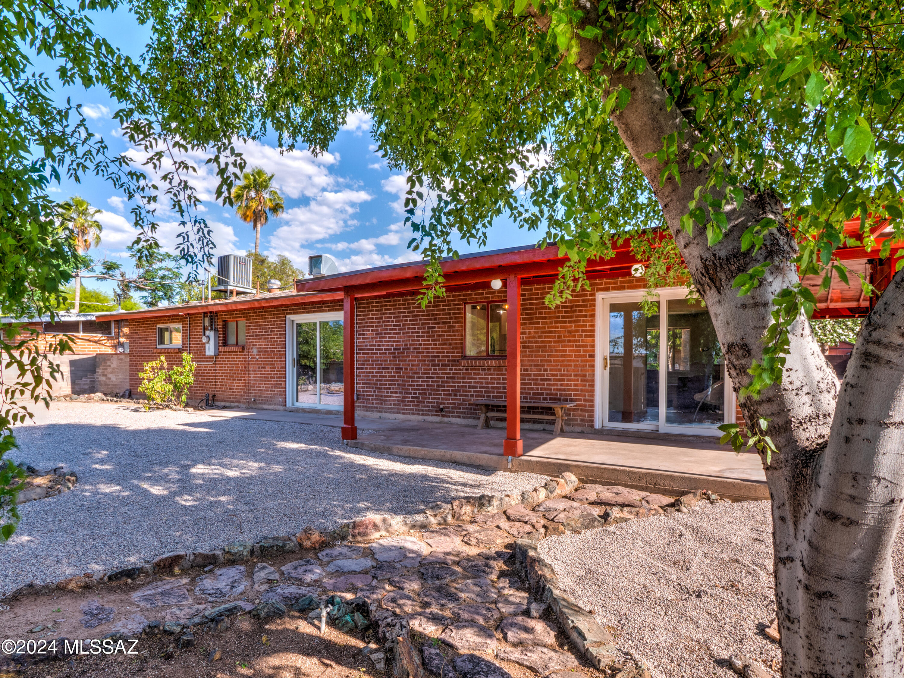 San Fernando Village - Residential