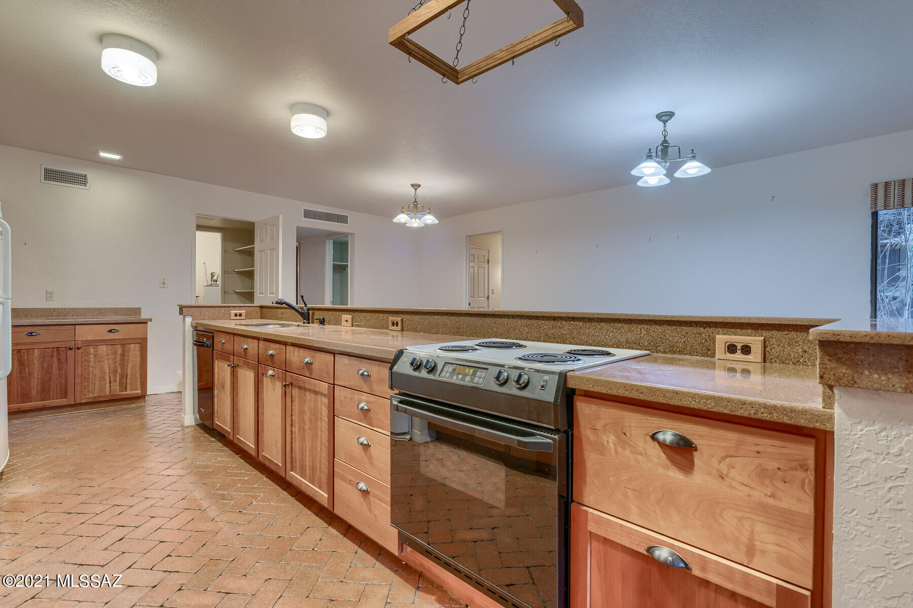 La Bella Angelina (1-10) - Residential