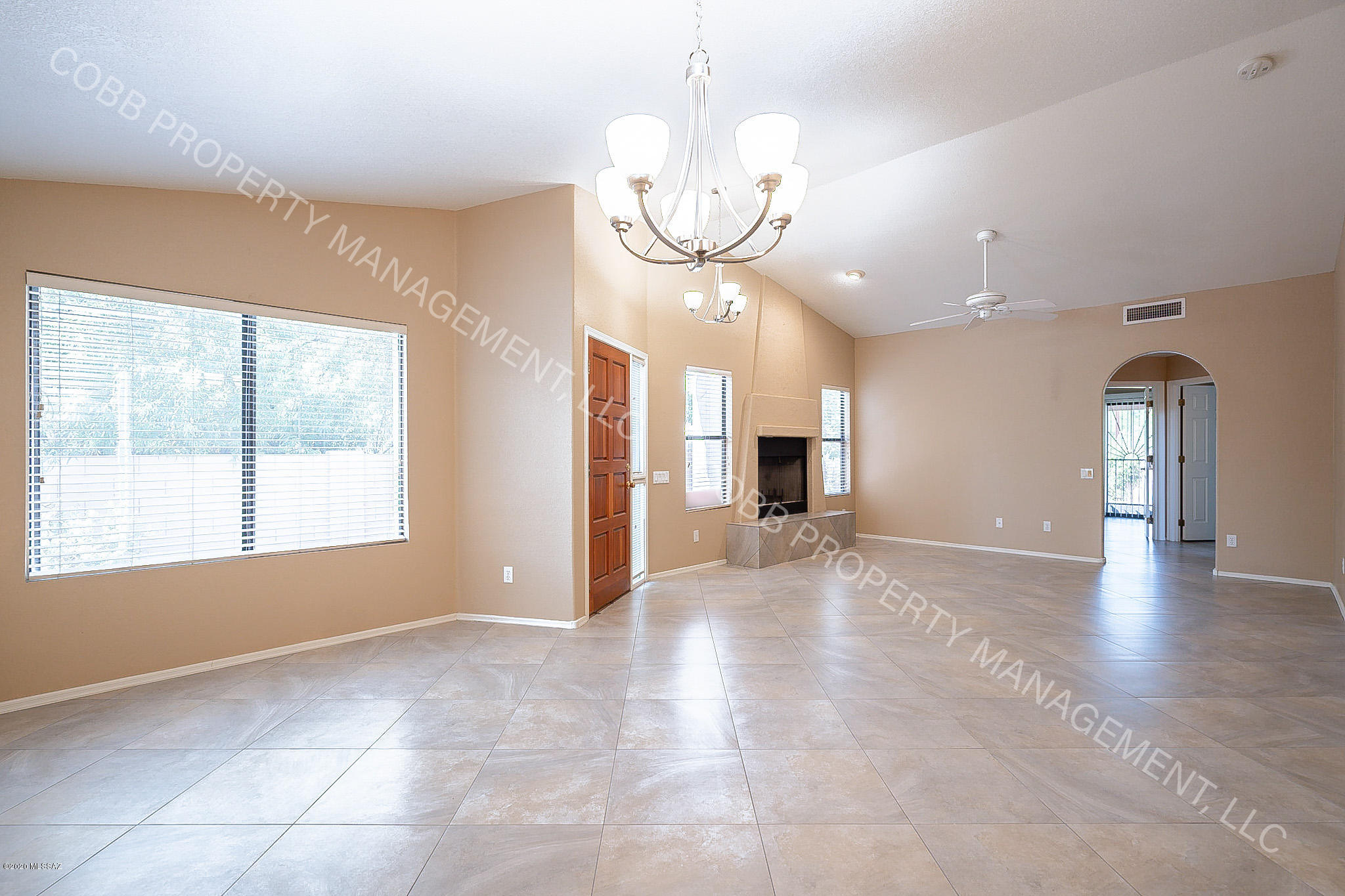 Ventana De Sabino (1-86) - Residential Lease
