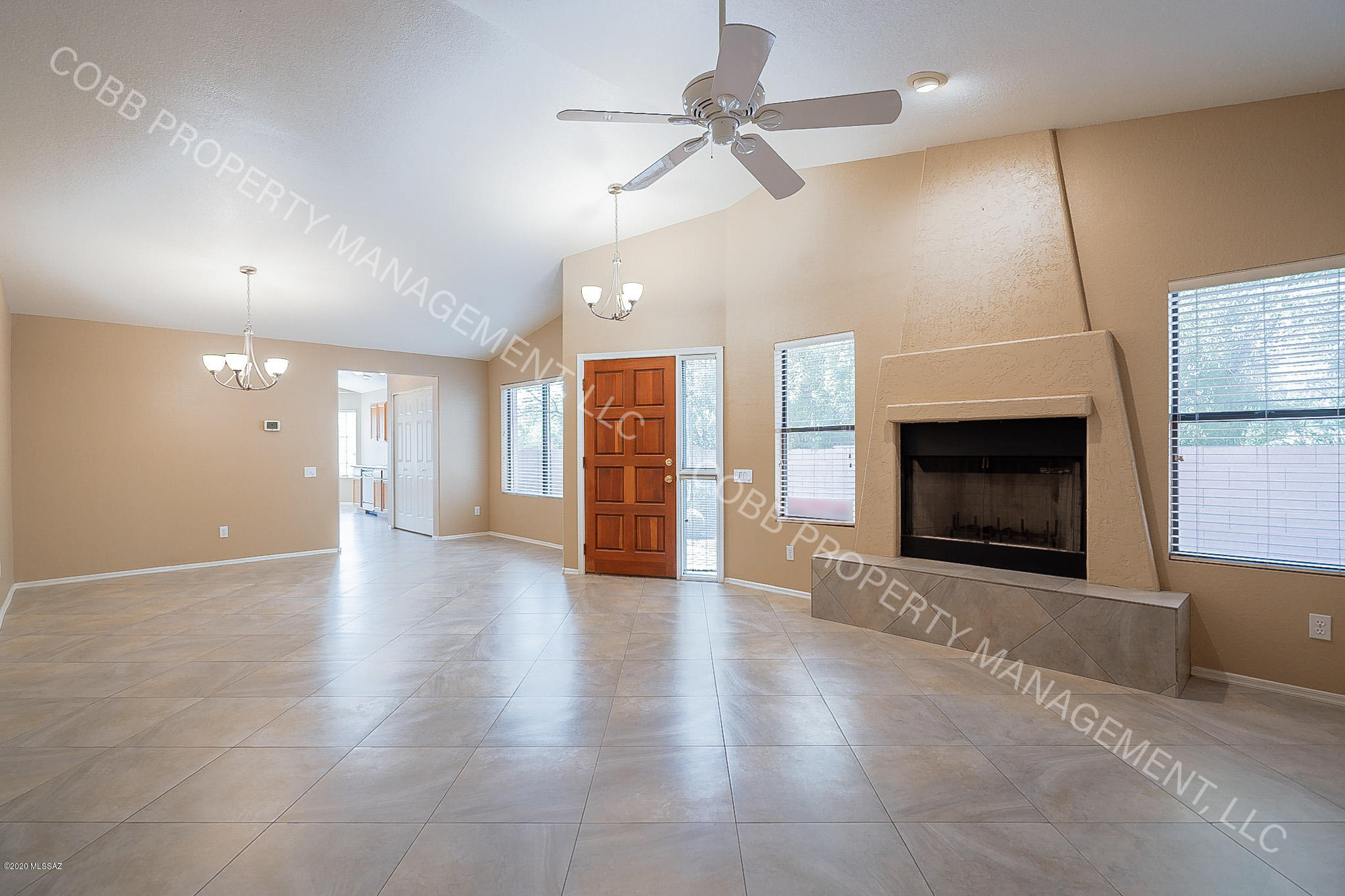Ventana De Sabino (1-86) - Residential Lease