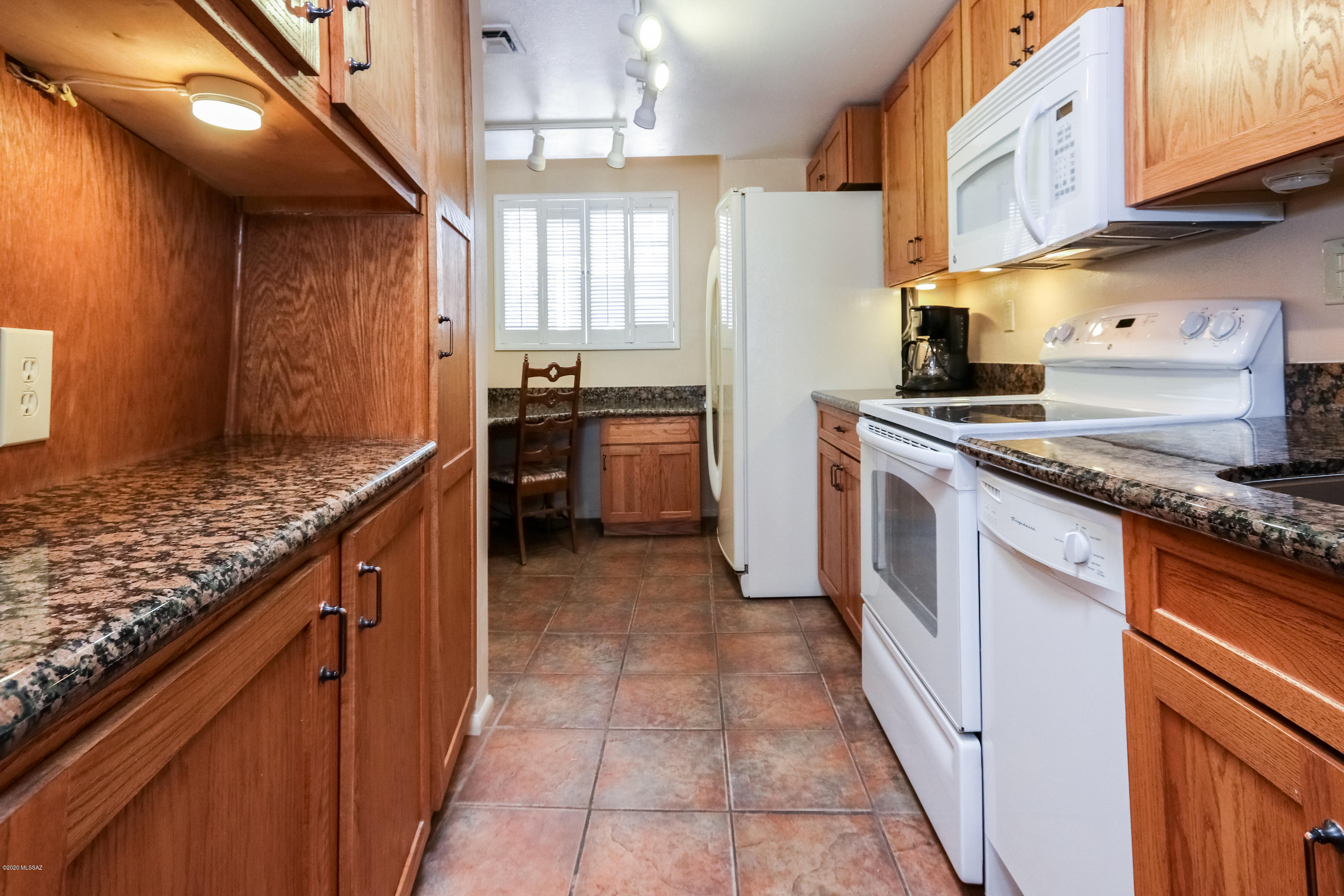 Mission Hills Townhomes (1-39) - Residential