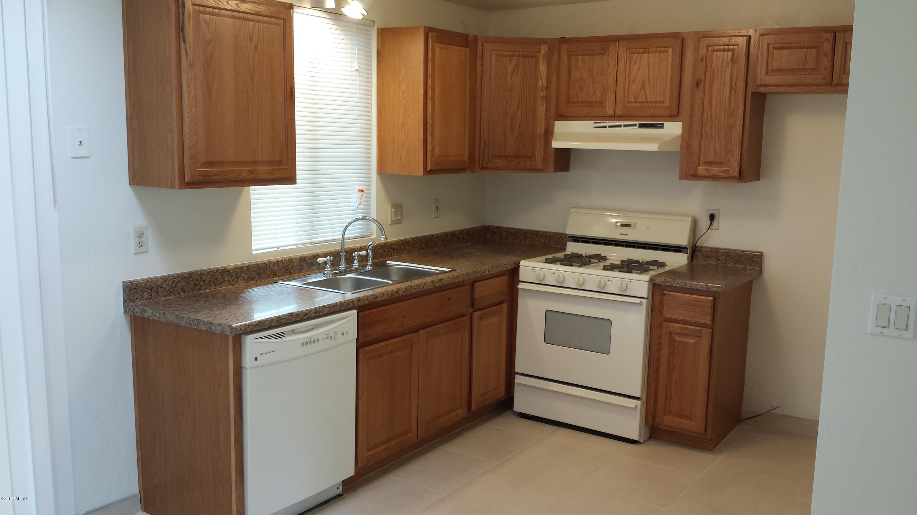 Valley View East (1-60) - Residential Lease