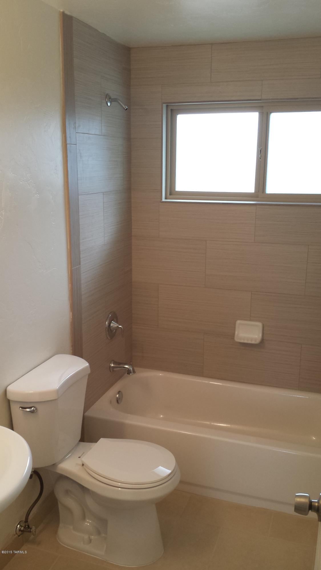 Valley View East (1-60) - Residential Lease