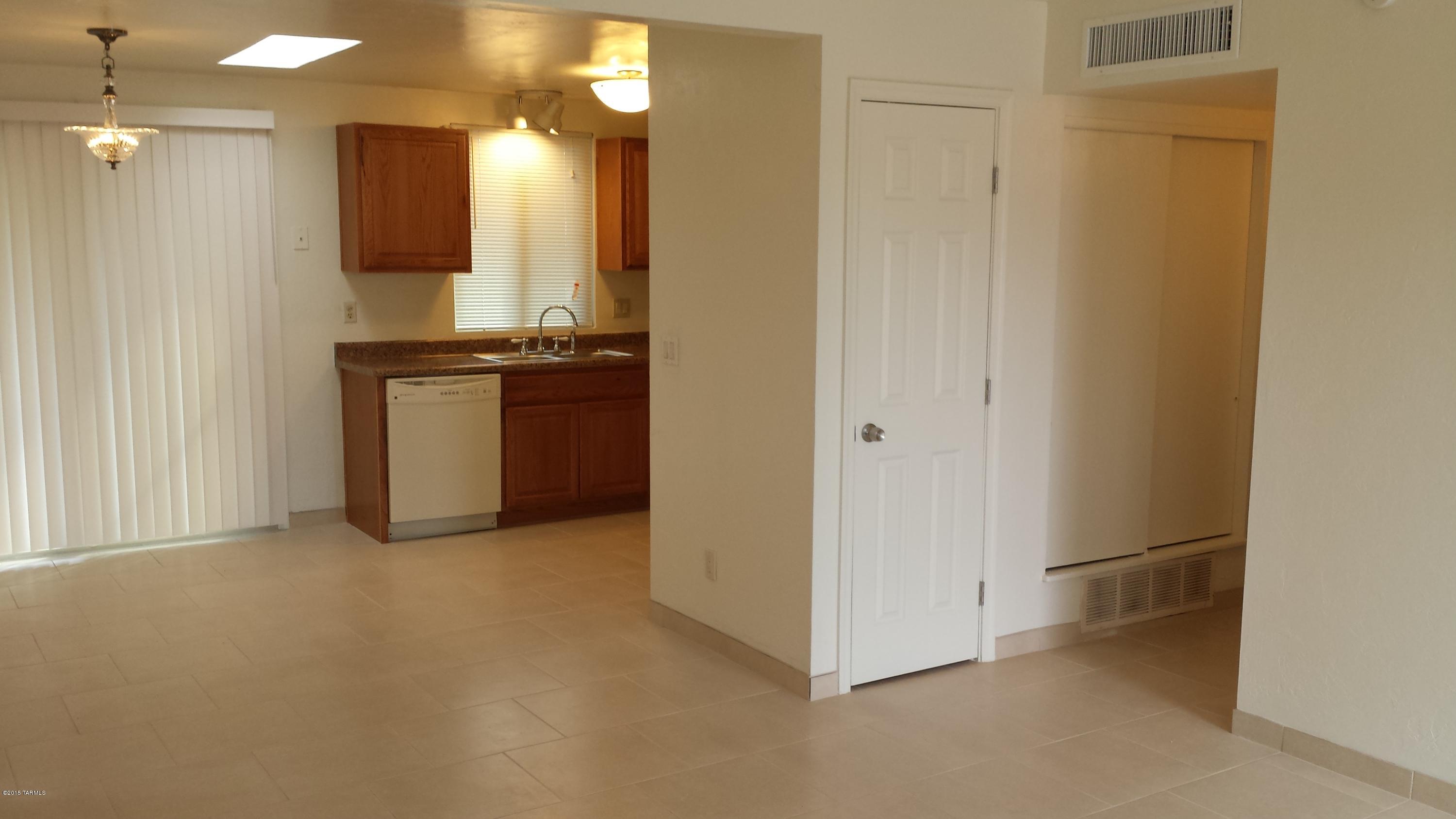 Valley View East (1-60) - Residential Lease