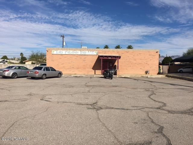 Original owner since 1984. Clean building in great shape. Solid masonry building, plenty of parking. Three pool tables. Fully equipped bar ready to go. Business closed only a month ago. Roof was recently replaced.