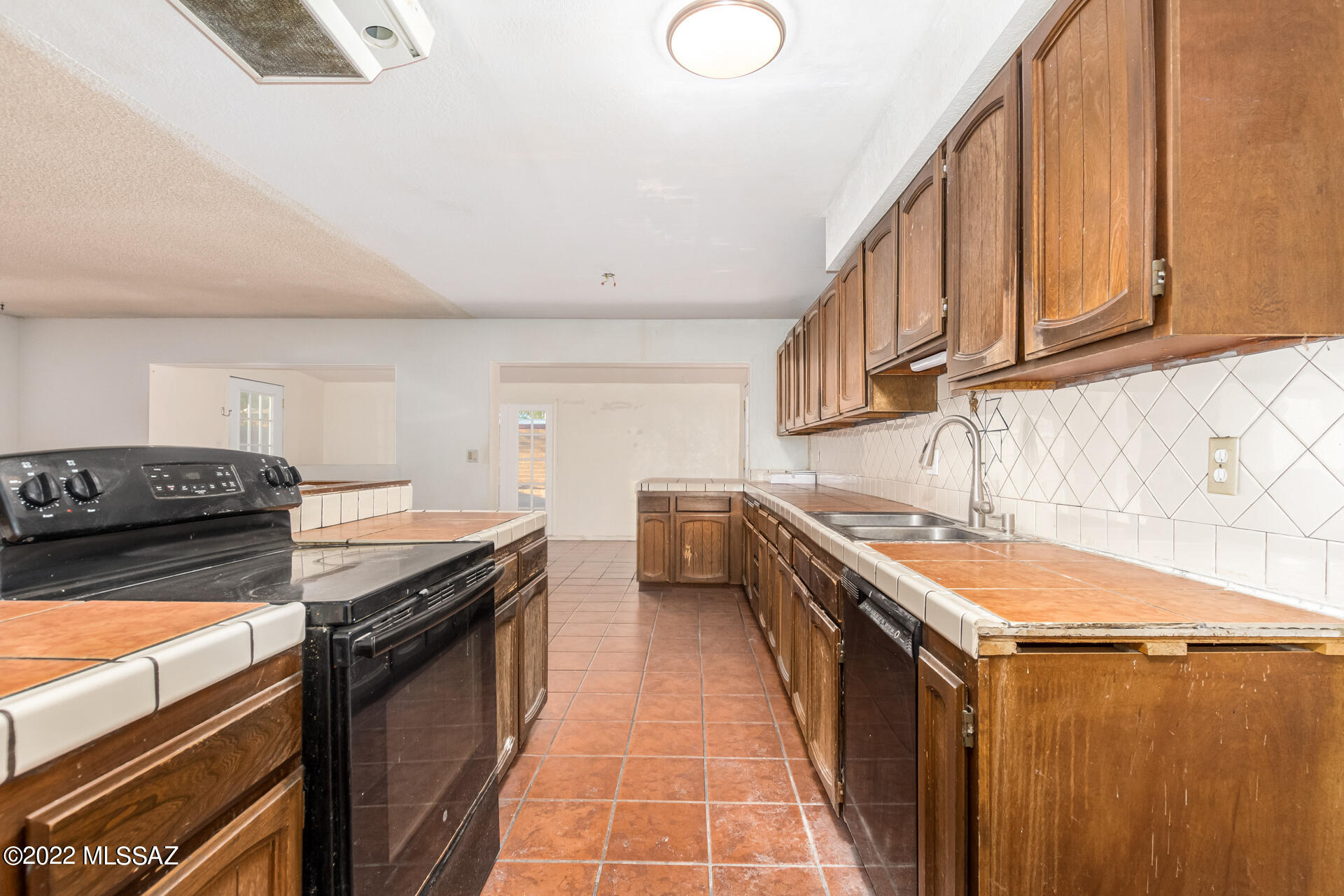 Tucson Park West NO. 3 (1-144) - Residential