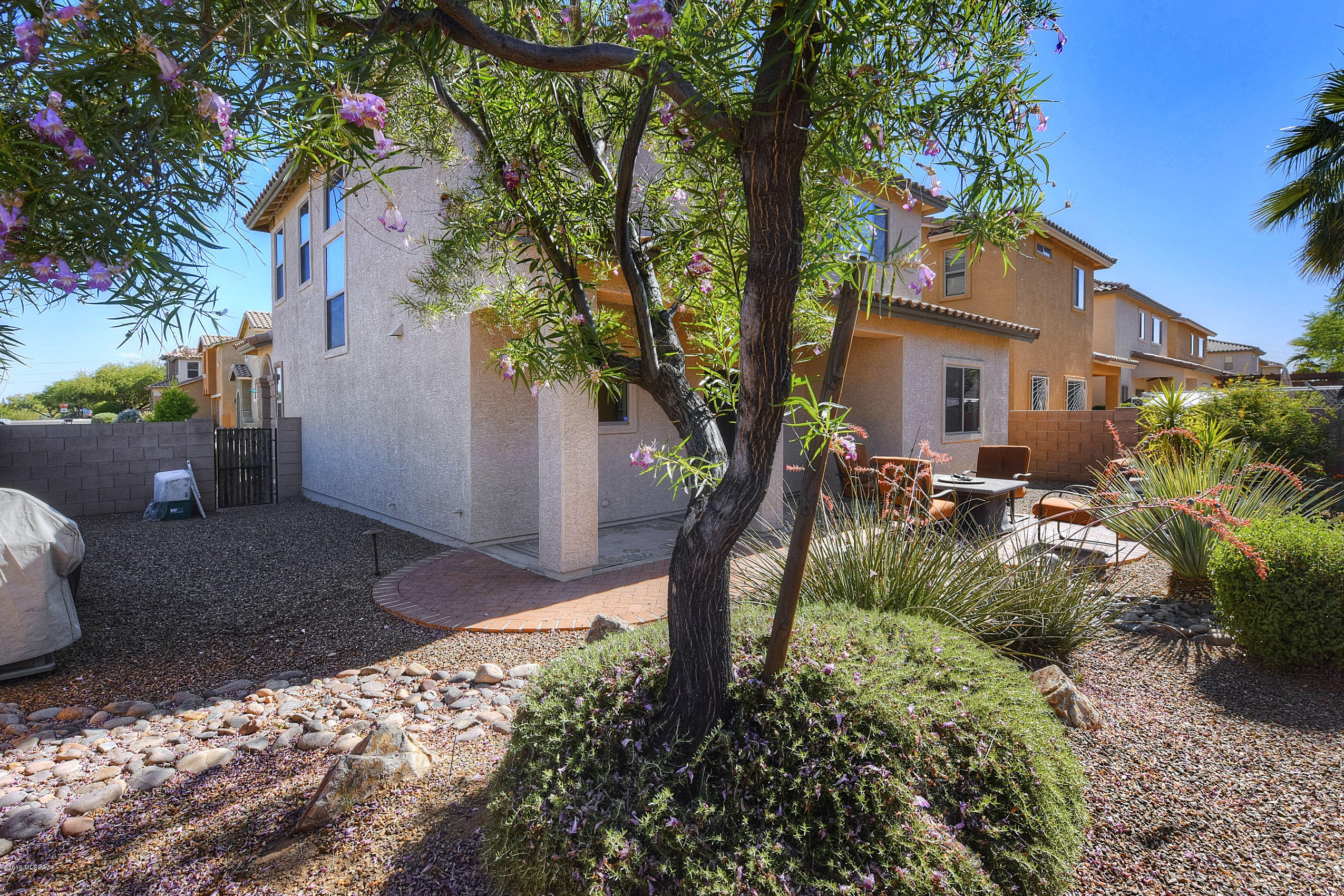 Paseo del Rio - Residential