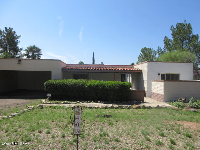 Nice 1,692 sq.ft home with great covered patio area.  Home has a new heat pump recently installed.