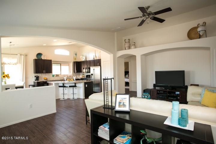 Colonia De Los Alamos - Desert Creek - Residential