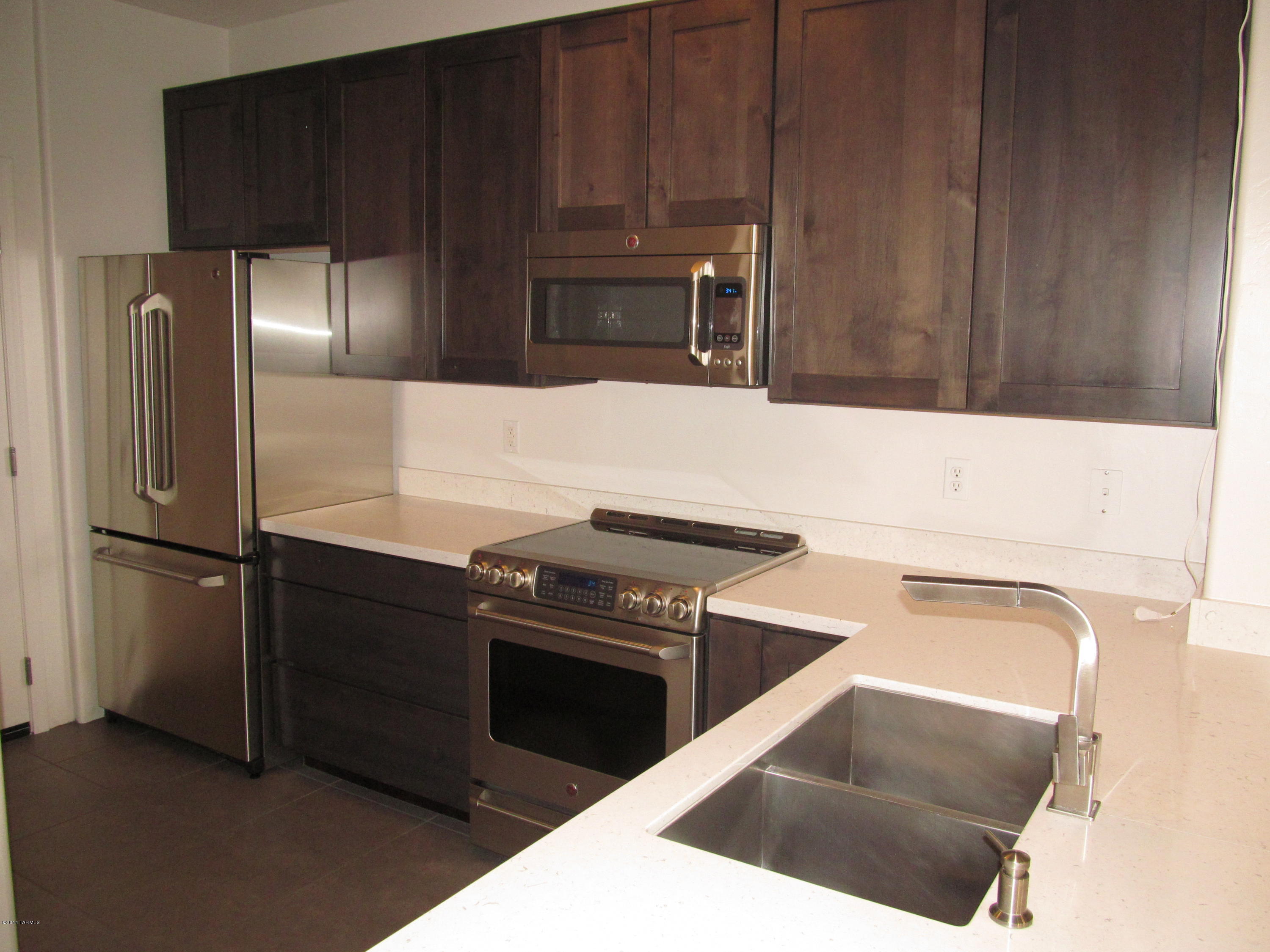 Miramonte at the River (1-163) - Residential Lease