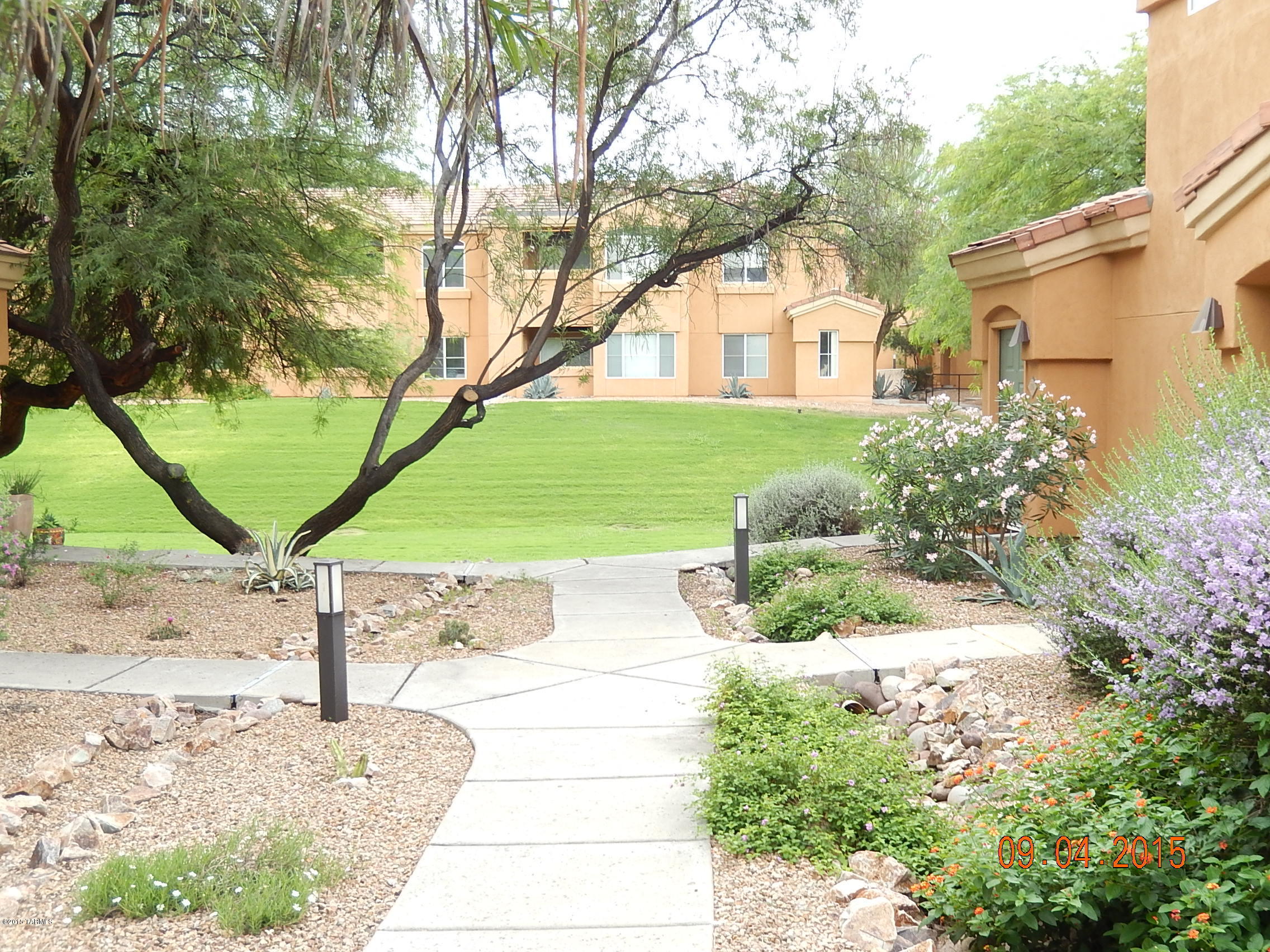 Pinnacle Canyon Condominium - Residential