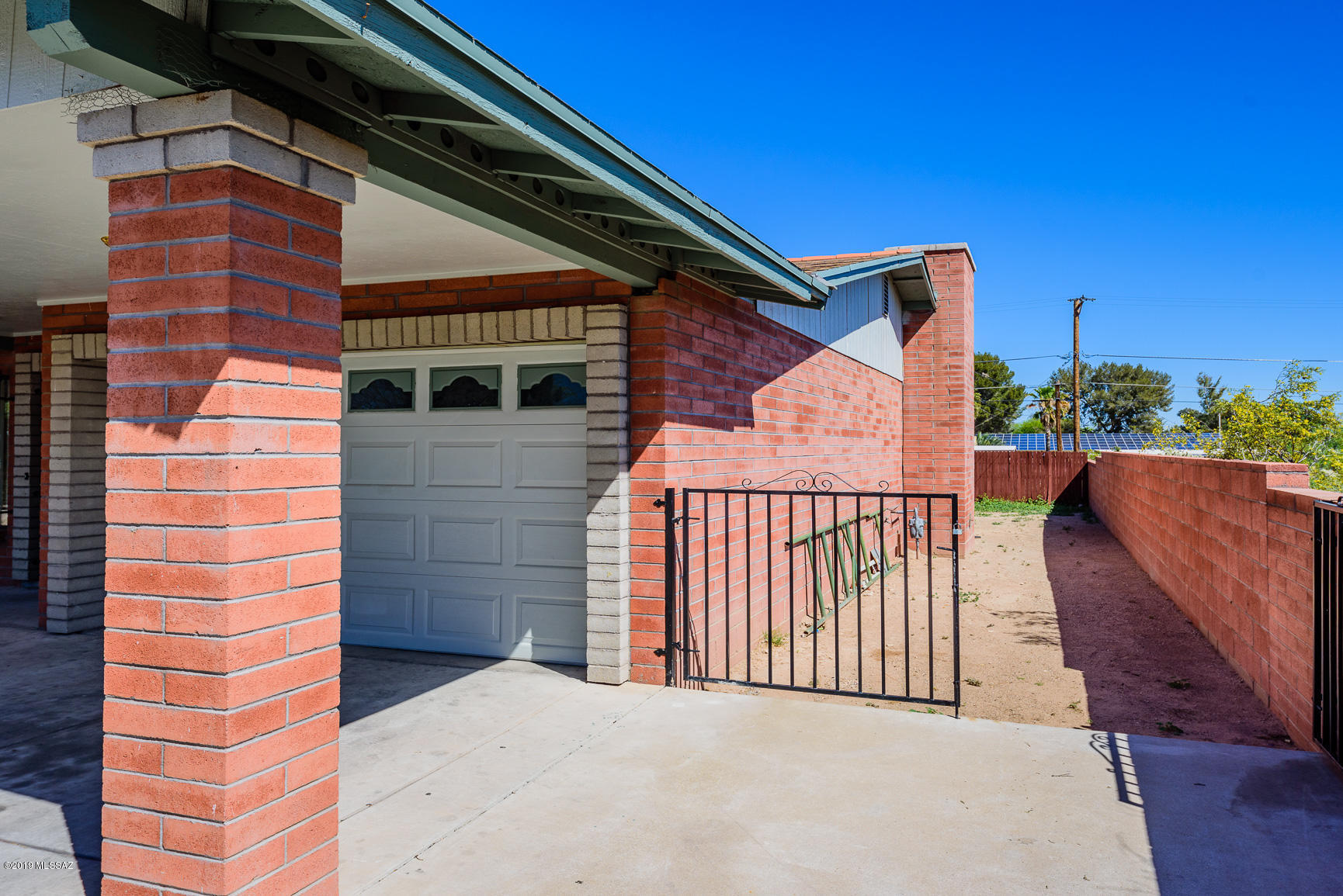 Mission Manor NO. 8 - Residential