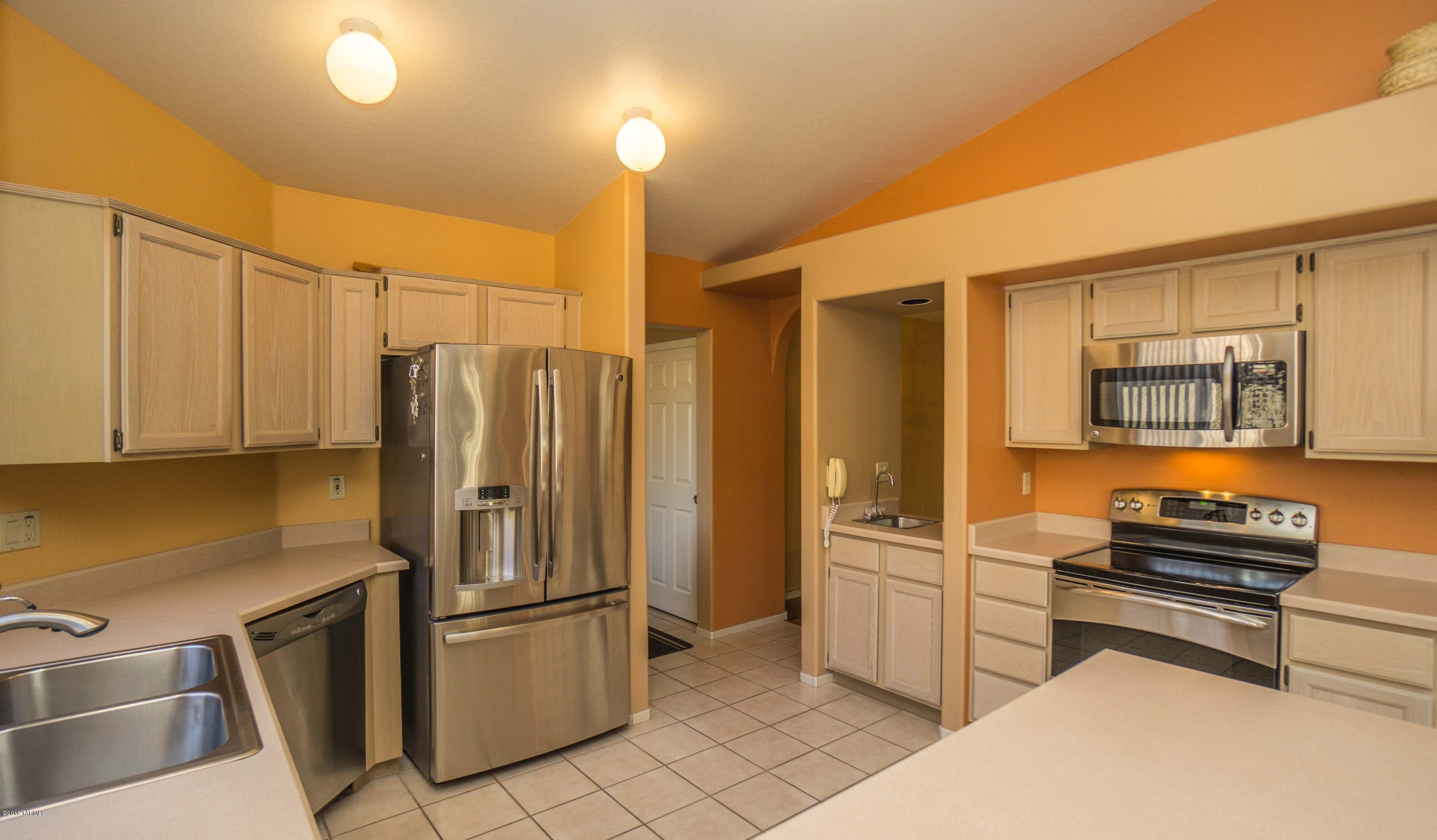 Colonia De Los Alamos - Residential
