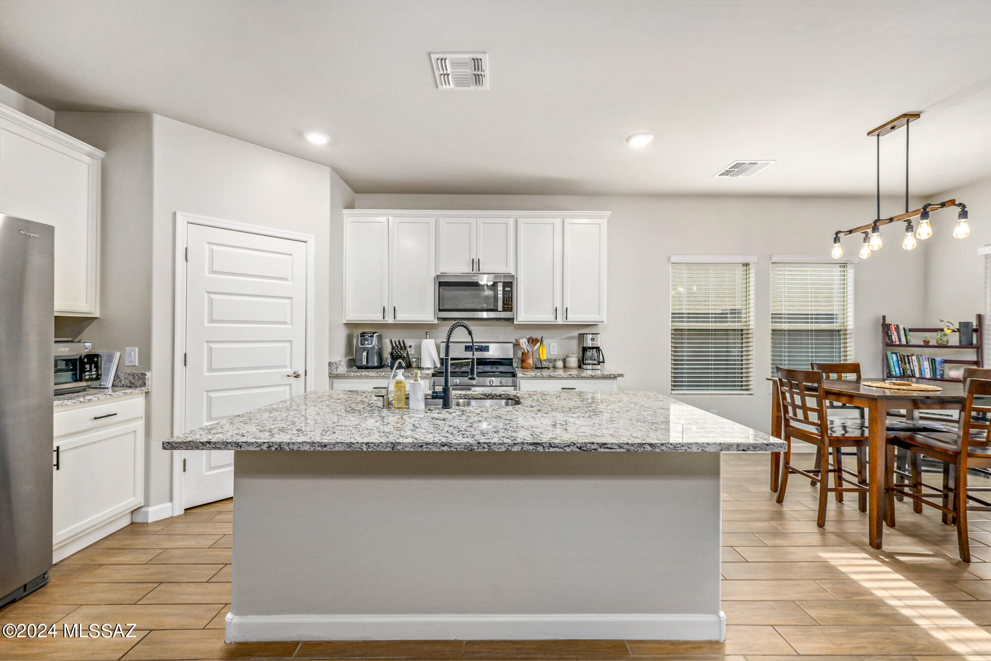 Silverbell Crossings SQ20131720884 - Residential Lease