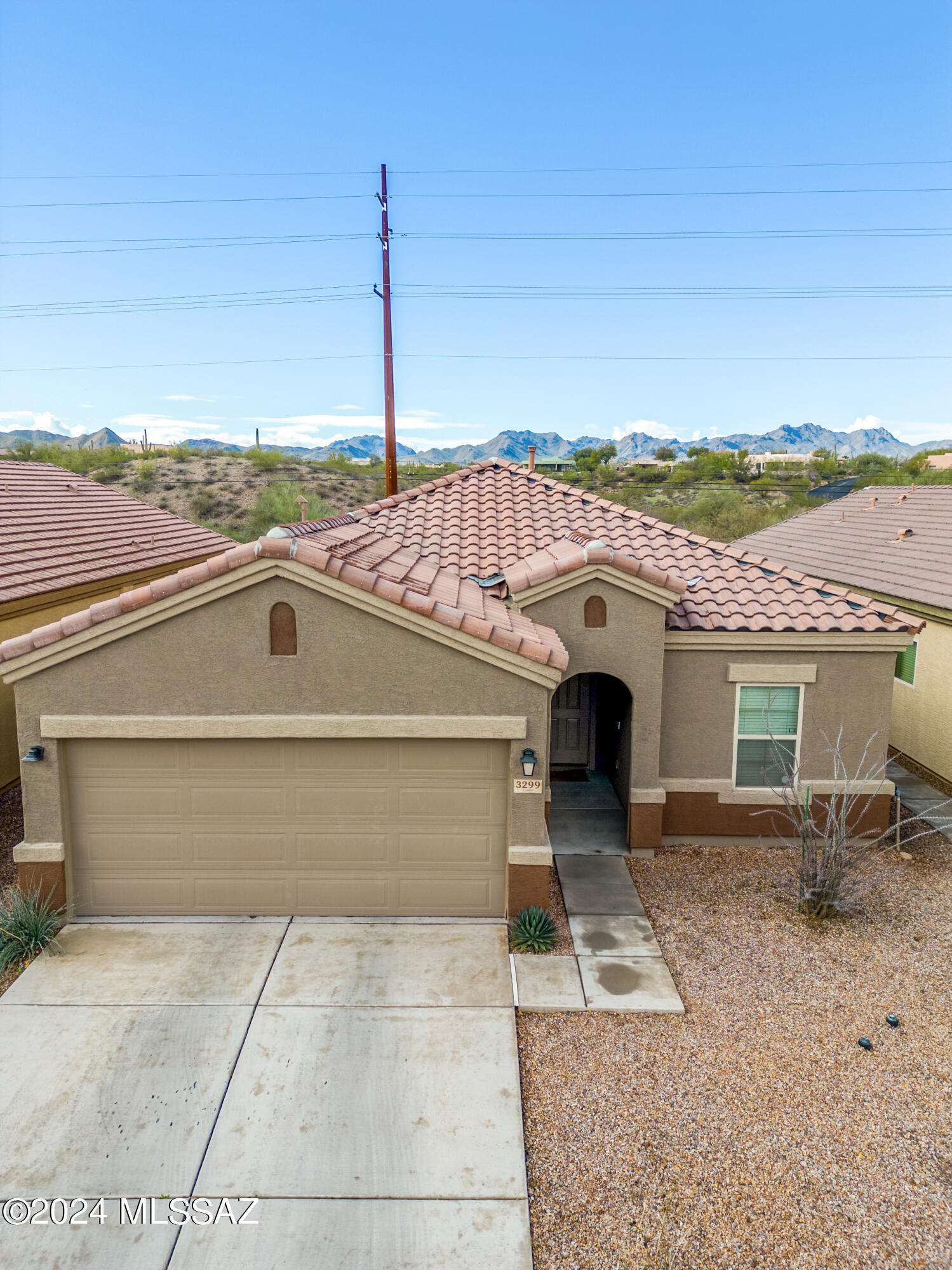 Silverbell Crossings SQ20131720884 - Residential Lease