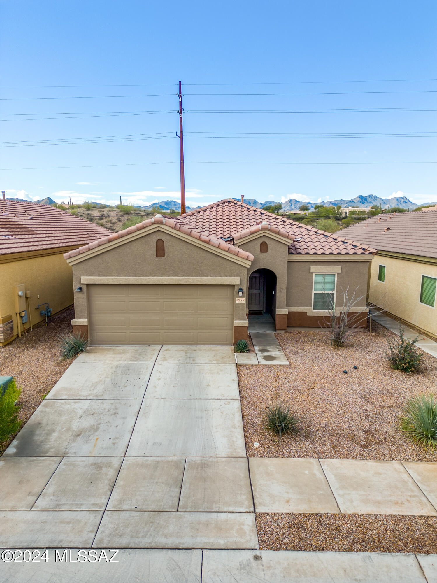 Silverbell Crossings SQ20131720884 - Residential Lease