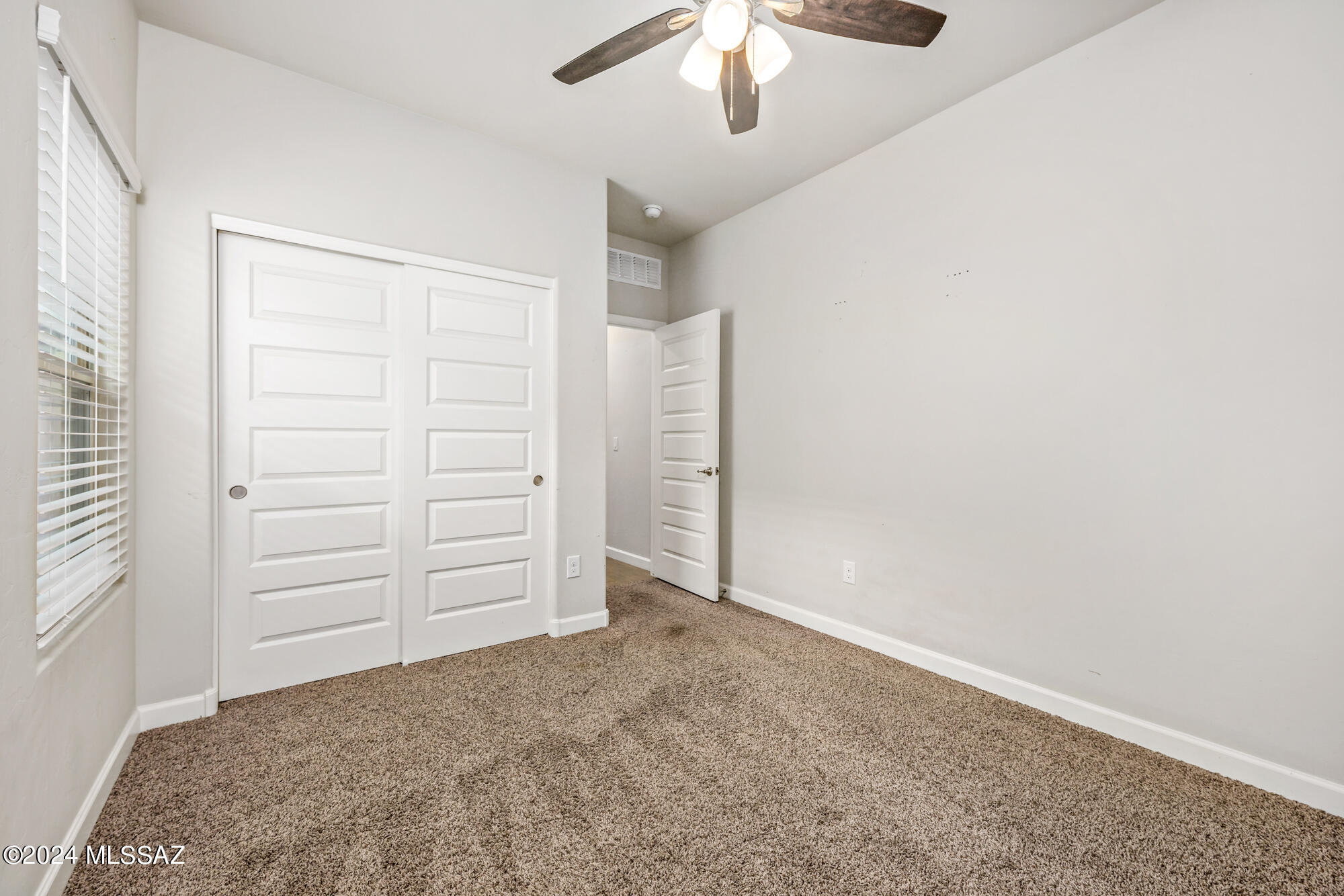 Silverbell Crossings SQ20131720884 - Residential Lease