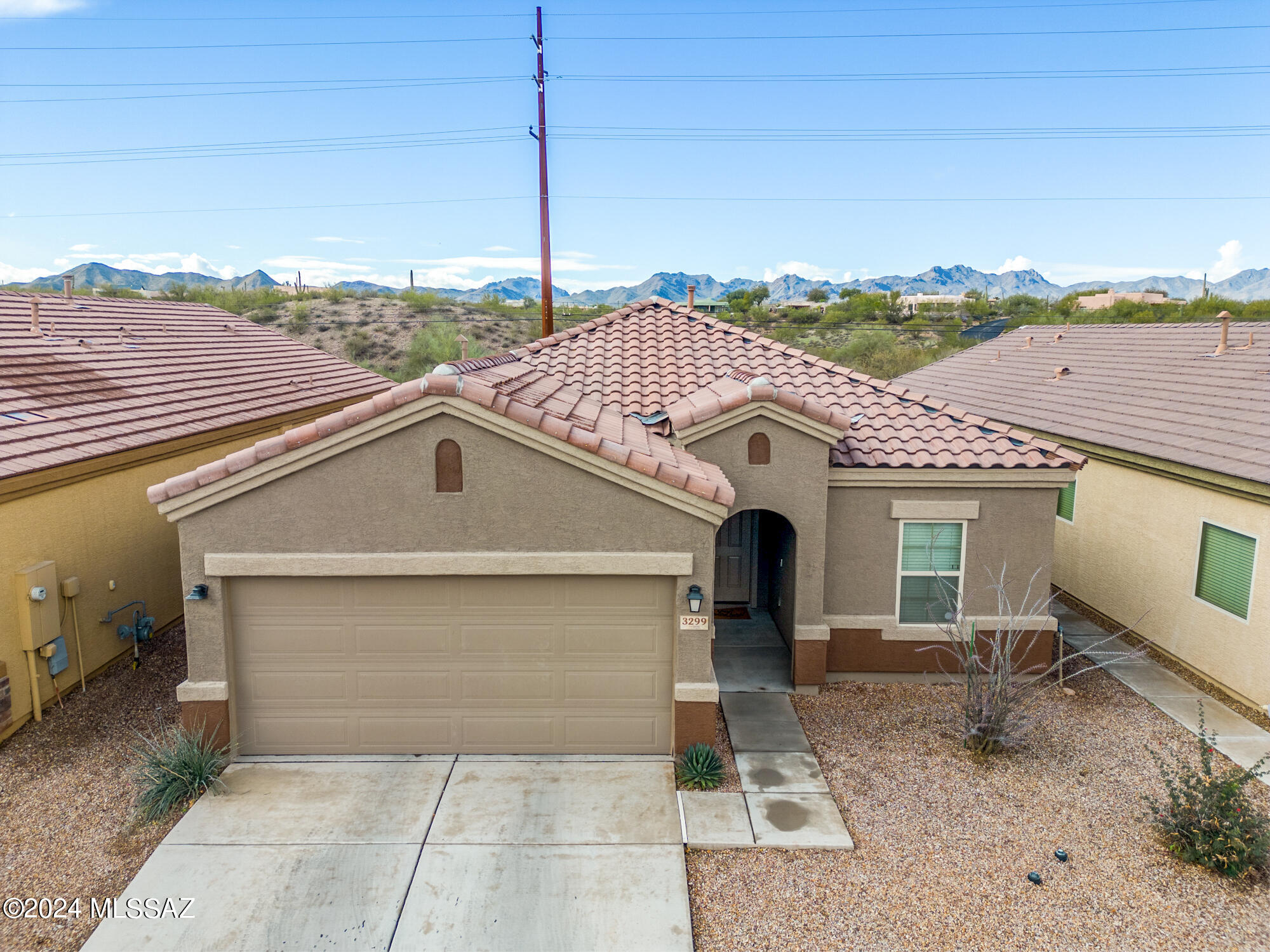 Silverbell Crossings SQ20131720884 - Residential Lease