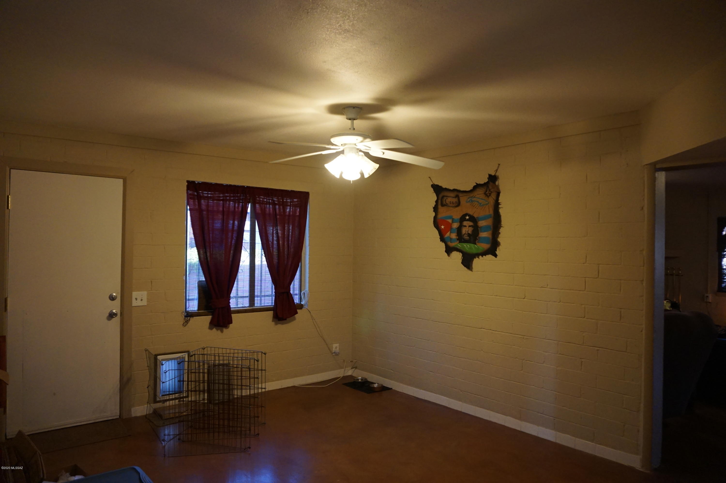Country Club Manor - Residential Lease