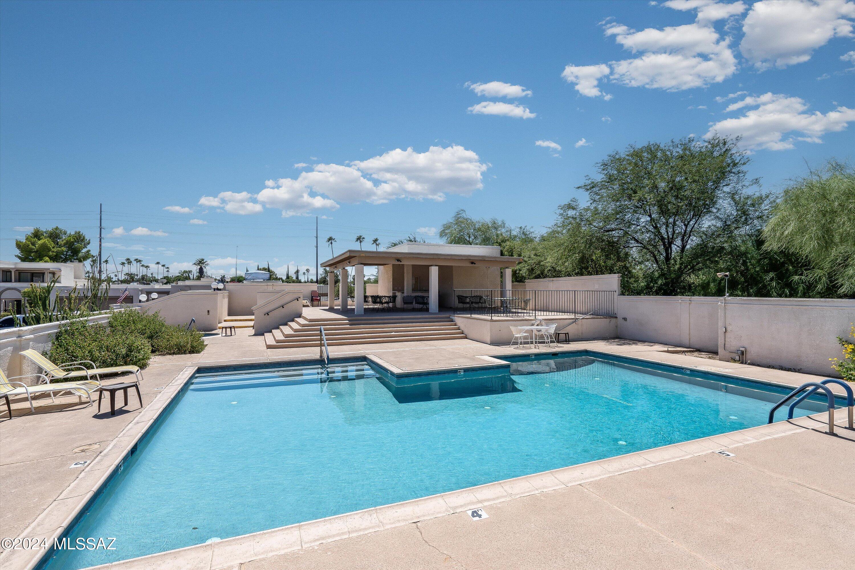 Dorado Cc Est Th - Residential