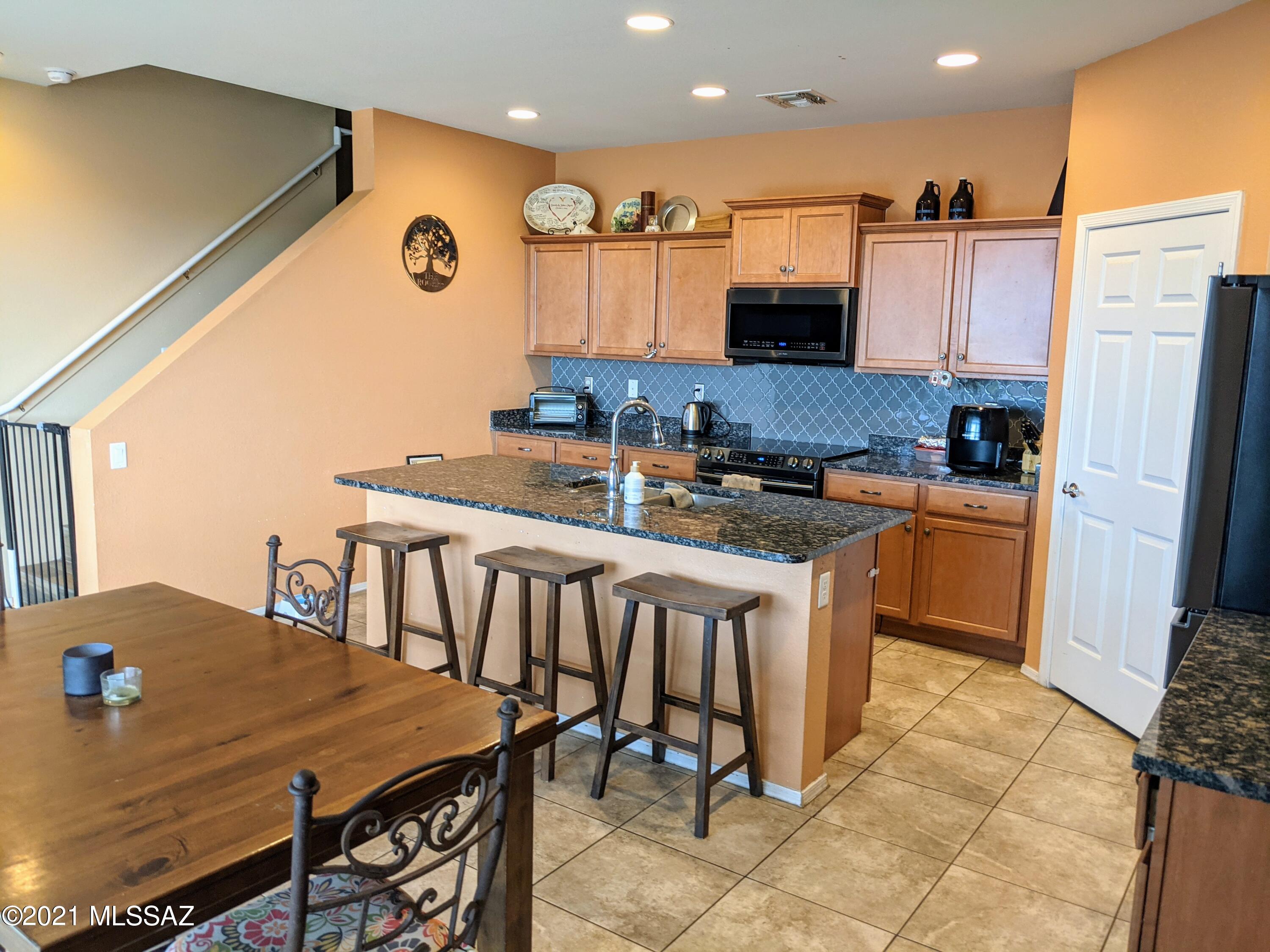 Sierra Morado Unit 4 - Residential