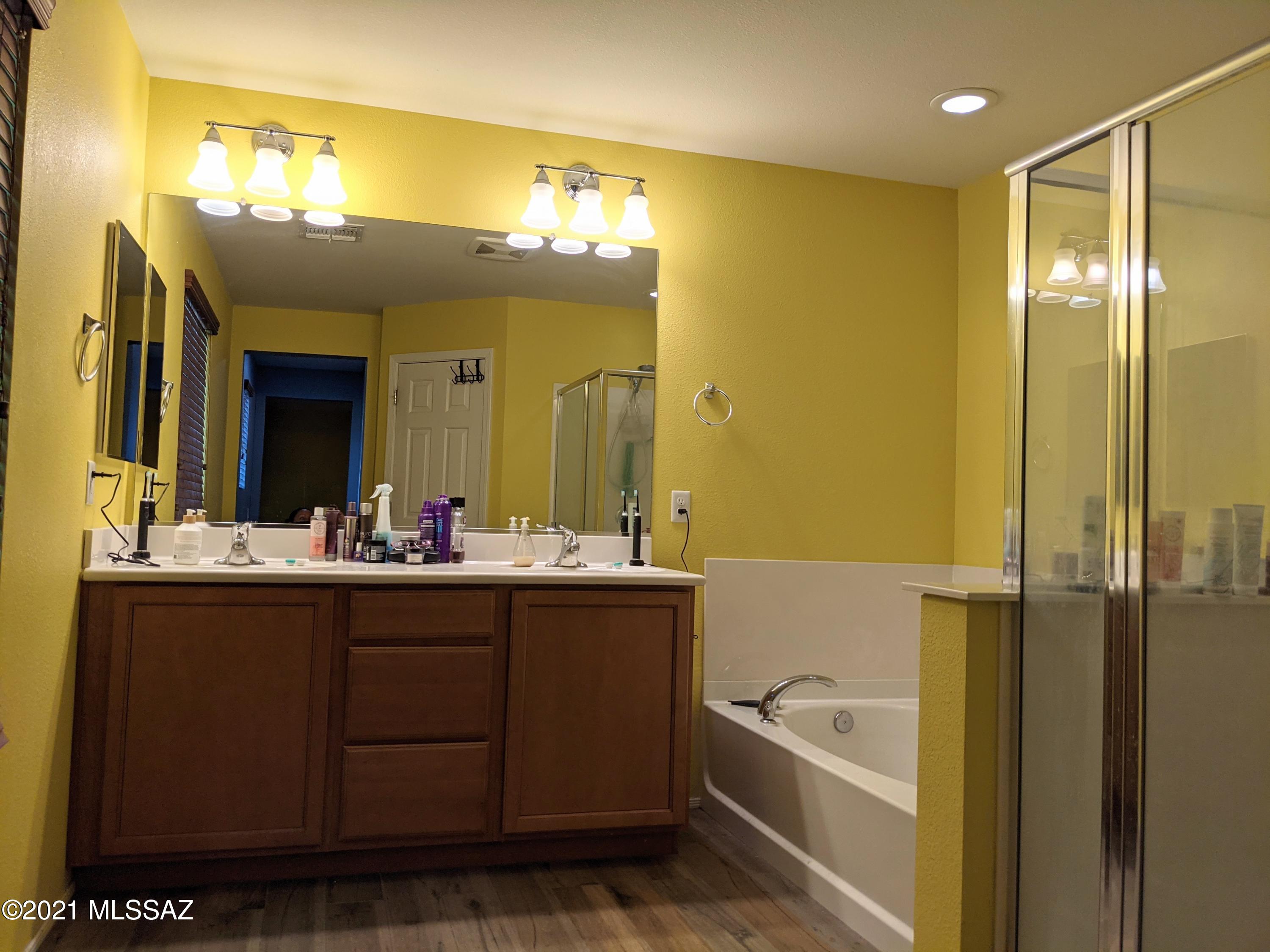 Sierra Morado Unit 4 - Residential