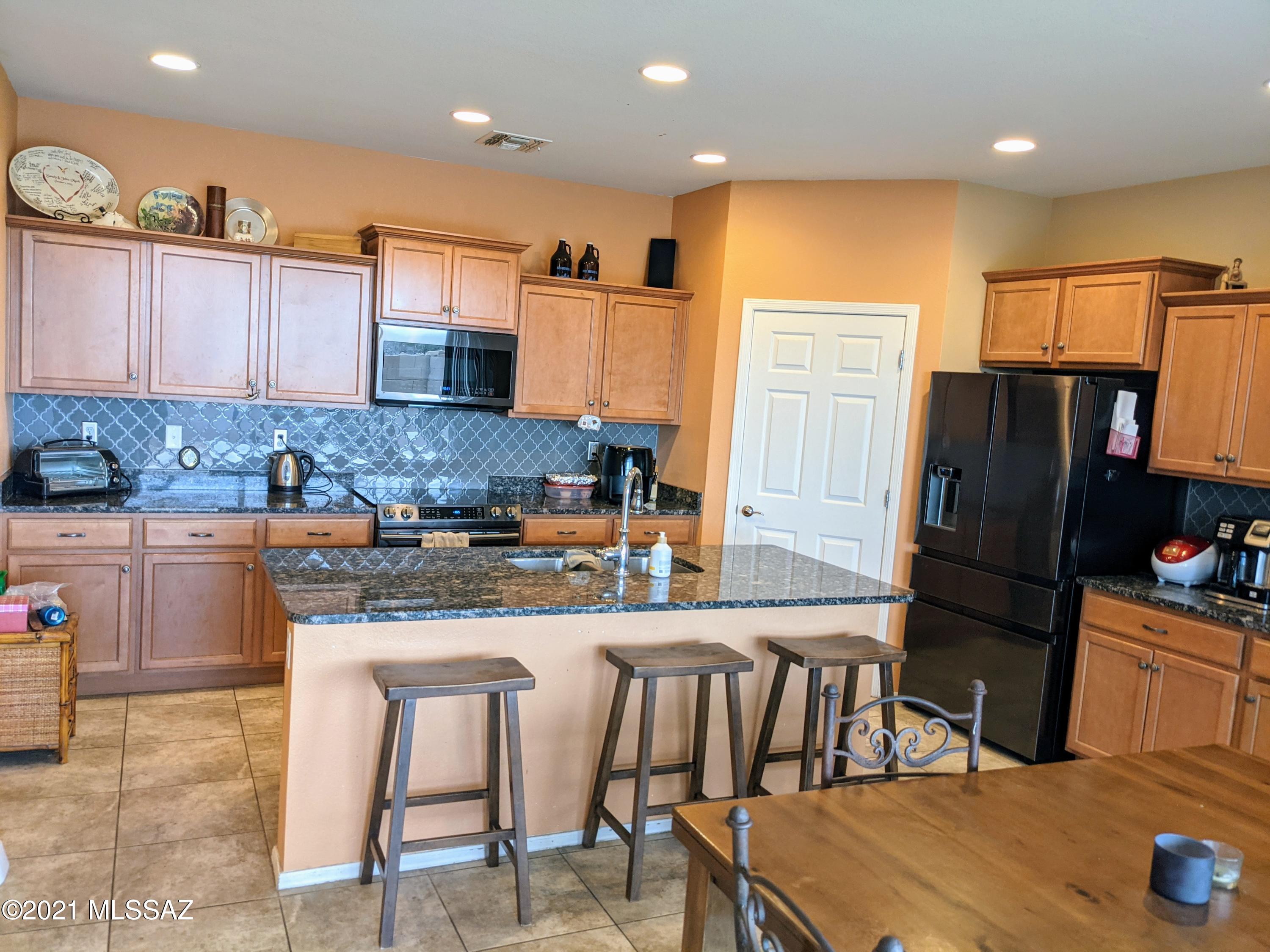 Sierra Morado Unit 4 - Residential