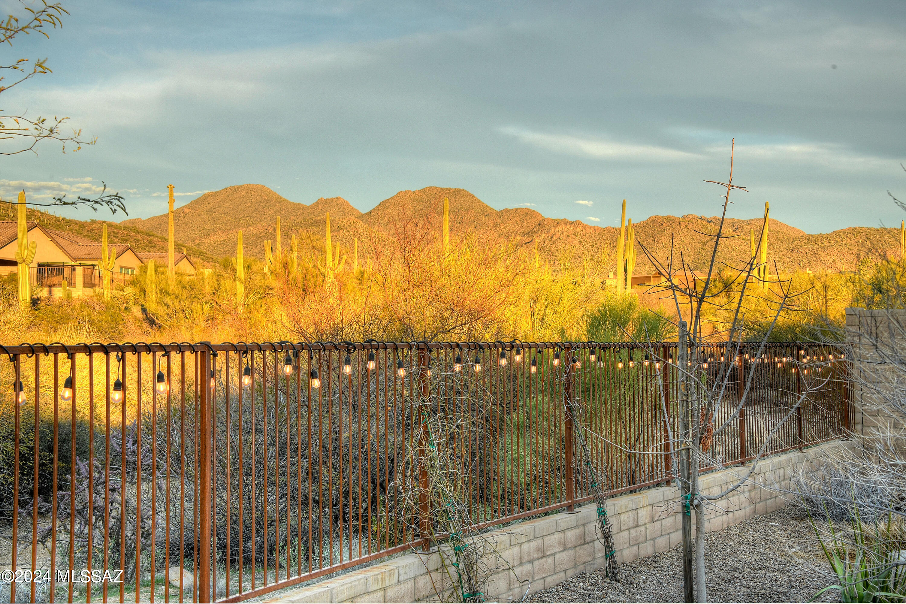 Boulder Bridge Pass II At Dove Mountain SQ20143250154 - Residential