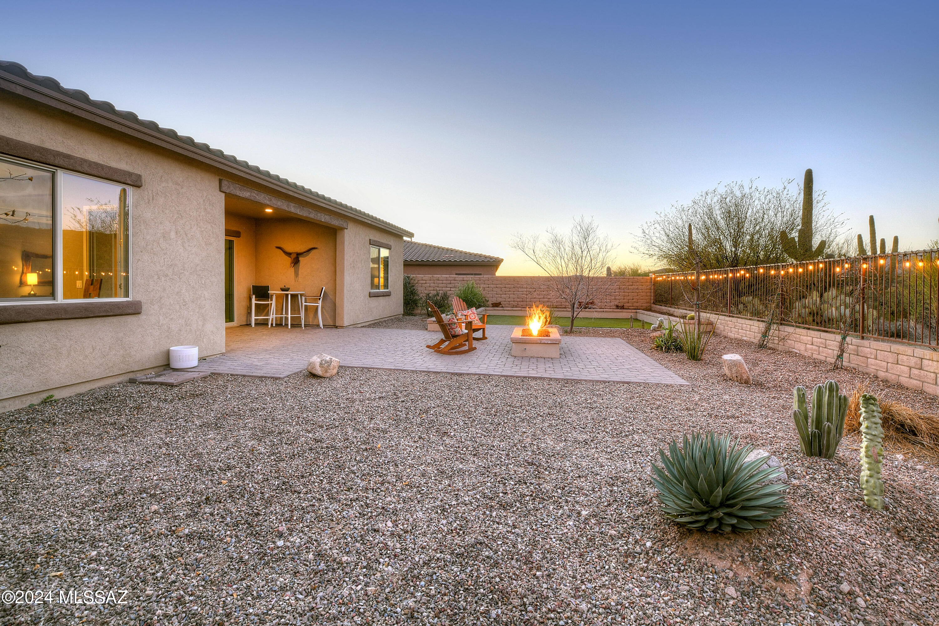 Boulder Bridge Pass II At Dove Mountain SQ20143250154 - Residential