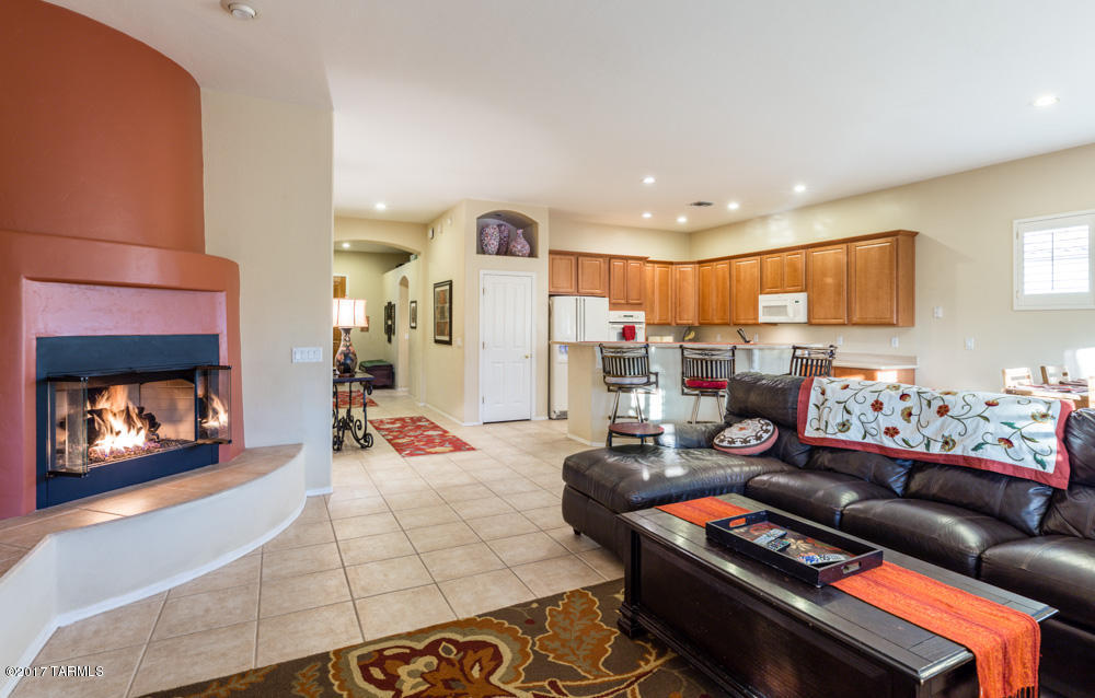 Continental Reserve Blk. 10 (1-69) - Residential