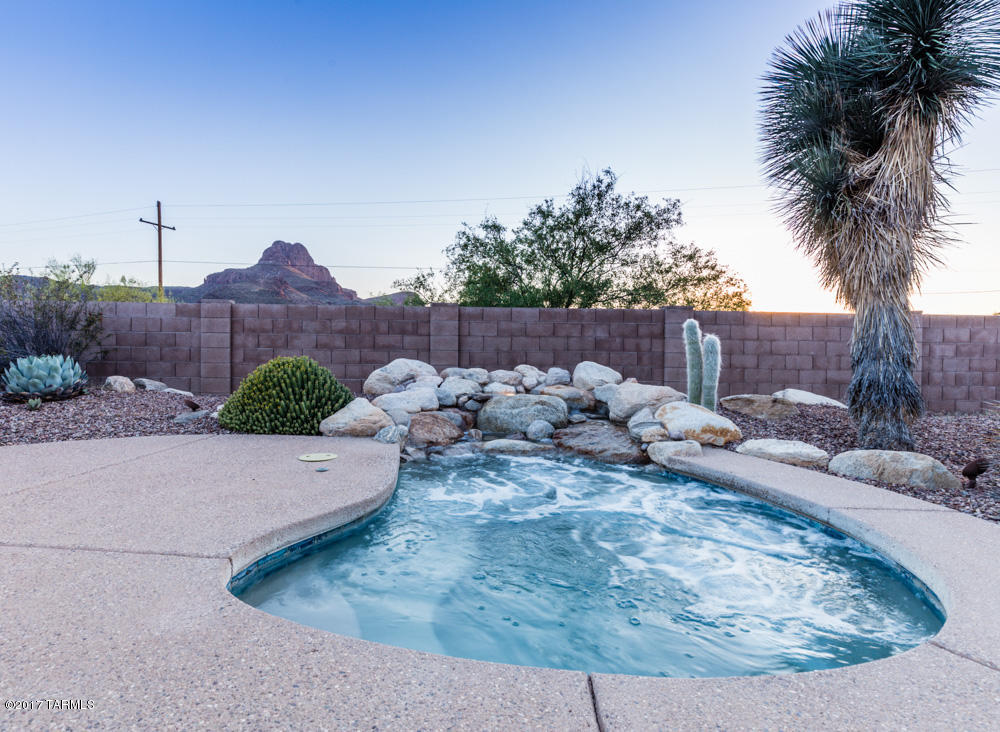 Continental Reserve Blk. 10 (1-69) - Residential