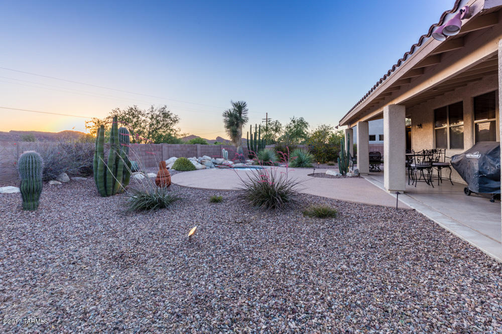 Continental Reserve Blk. 10 (1-69) - Residential
