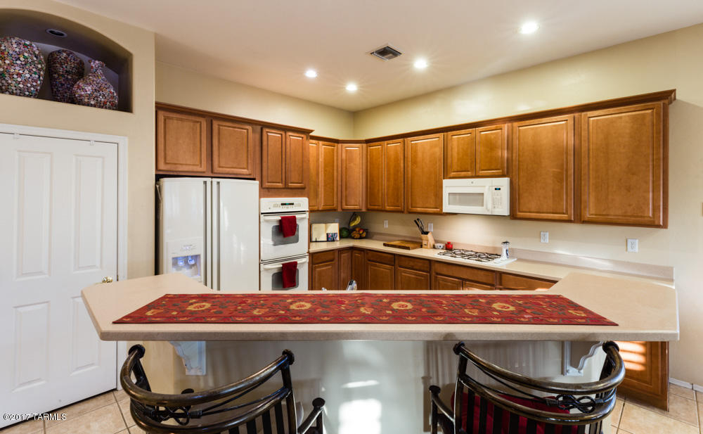 Continental Reserve Blk. 10 (1-69) - Residential